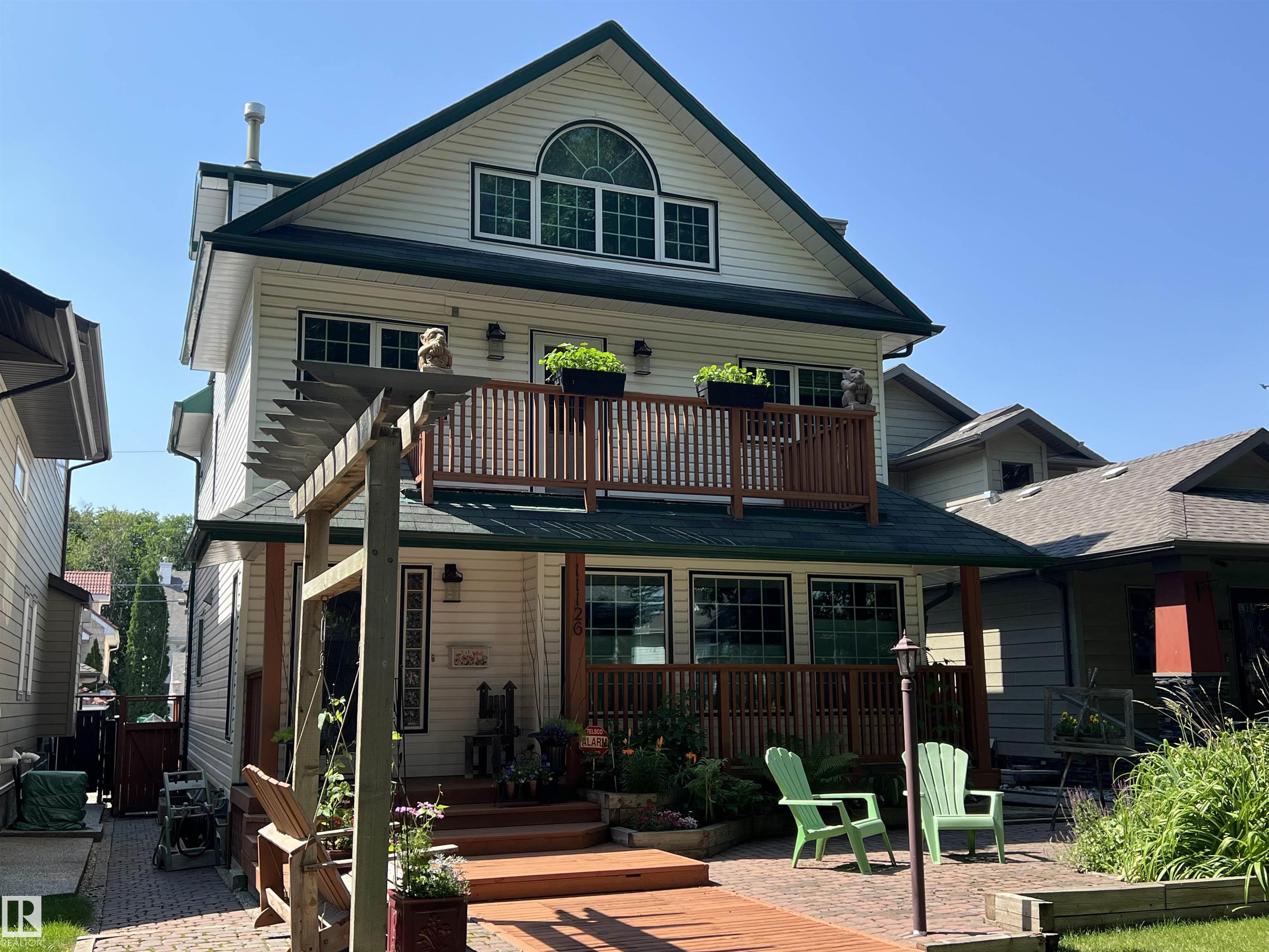 11126 52 Street NW, Highlands, Edmonton
