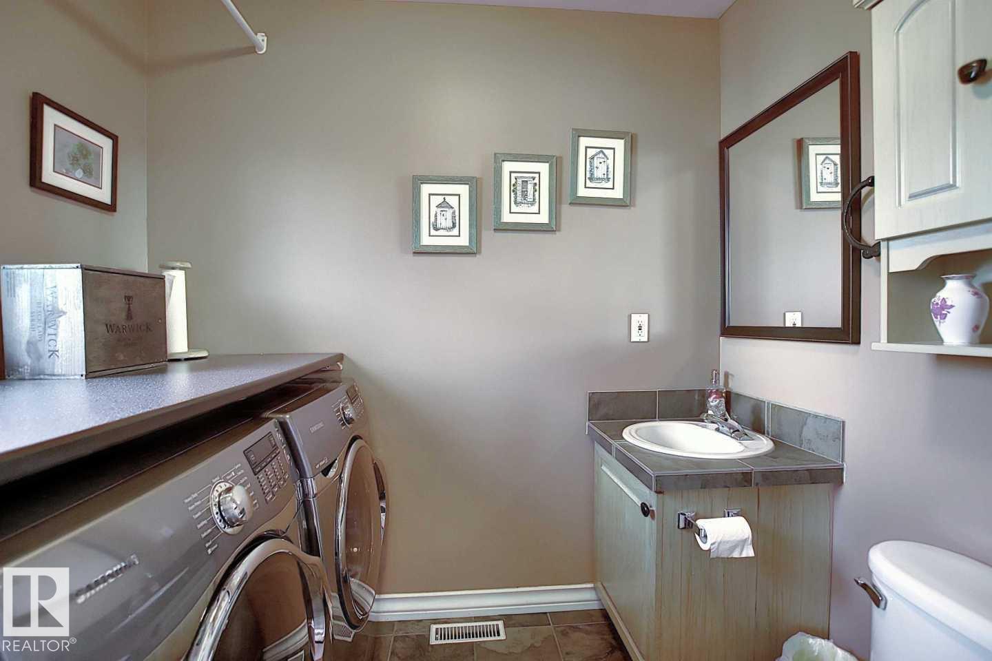 Photo 20 at 11126 52 Street NW, Highlands, Edmonton