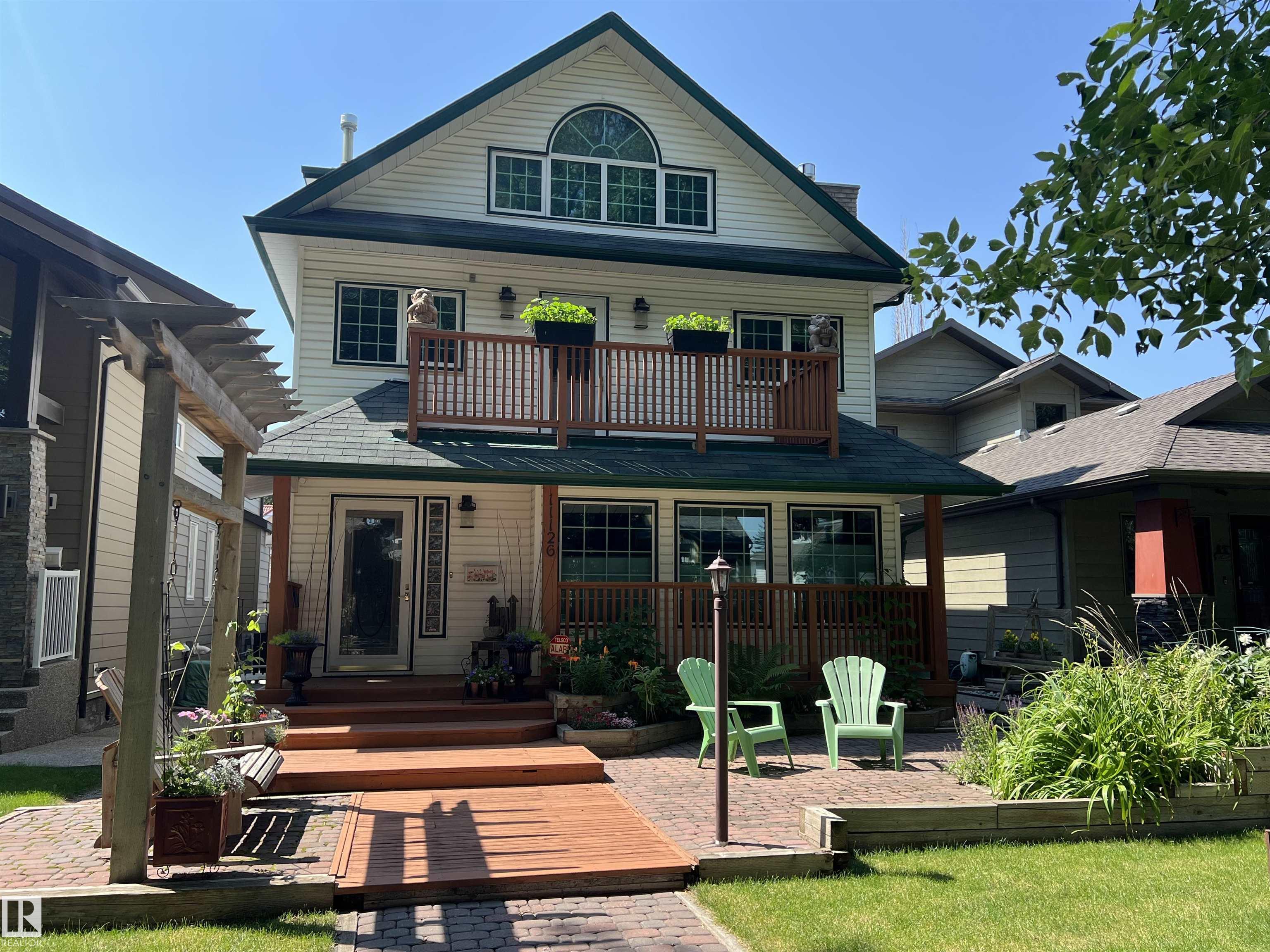11126 52 Street NW, Highlands, Edmonton