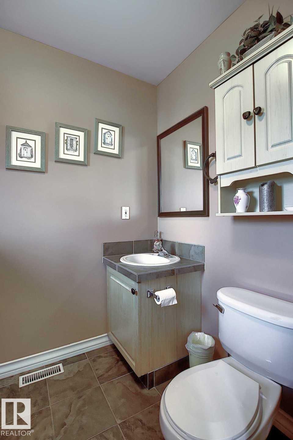Photo 21 at 11126 52 Street NW, Highlands, Edmonton