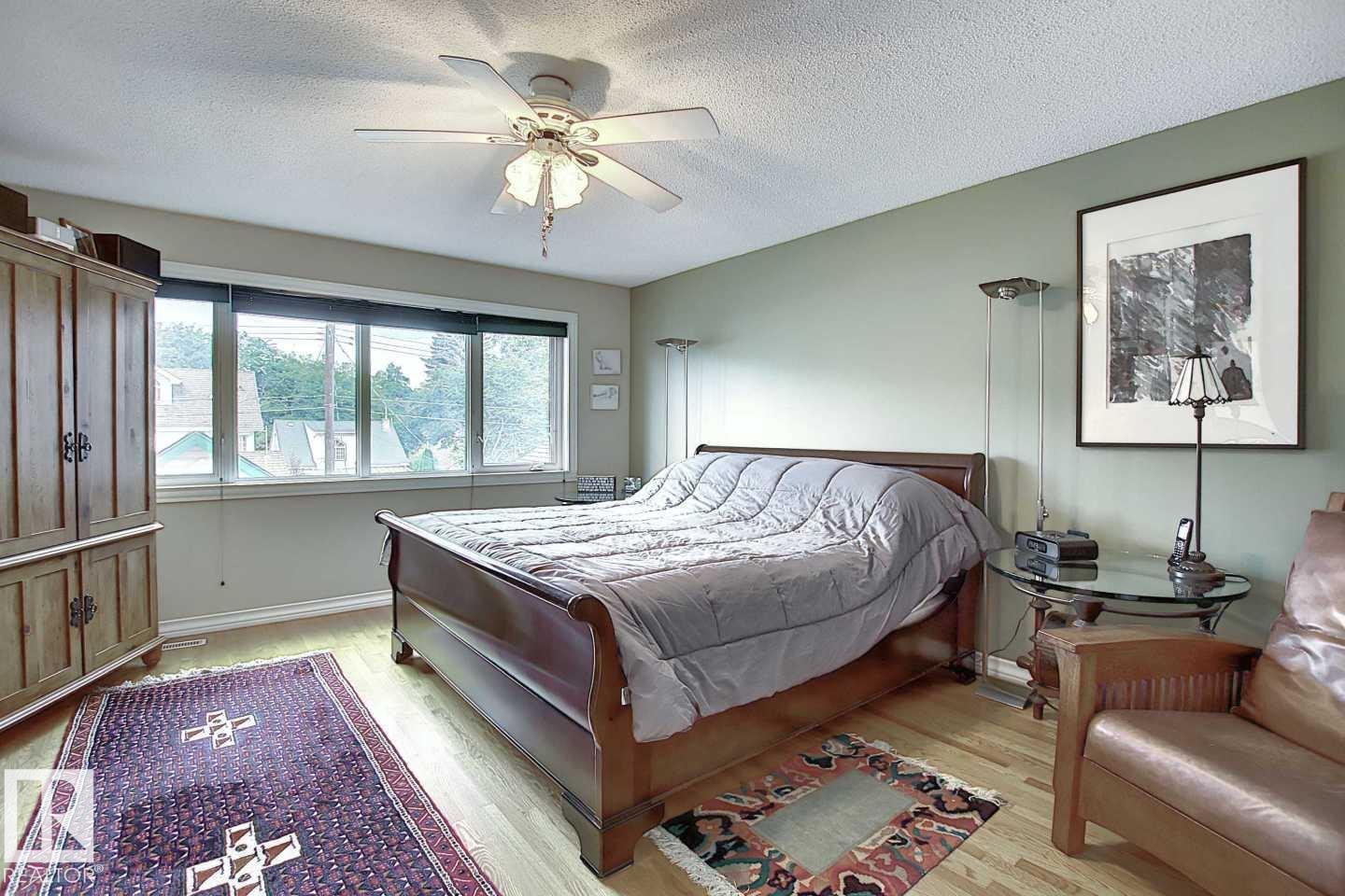 Photo 24 at 11126 52 Street NW, Highlands, Edmonton