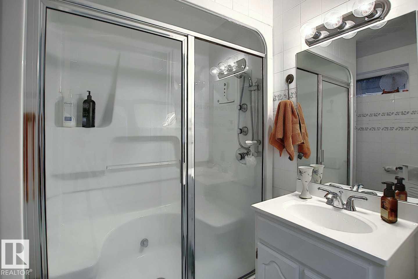 Photo 53 at 11126 52 Street NW, Highlands, Edmonton