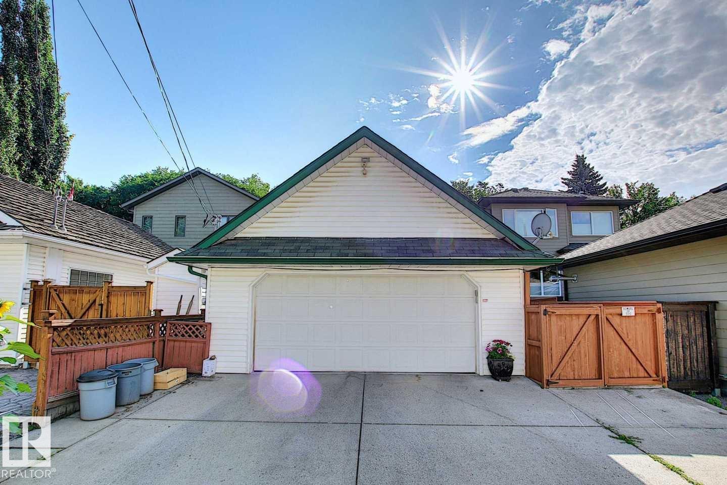Photo 68 at 11126 52 Street NW, Highlands, Edmonton