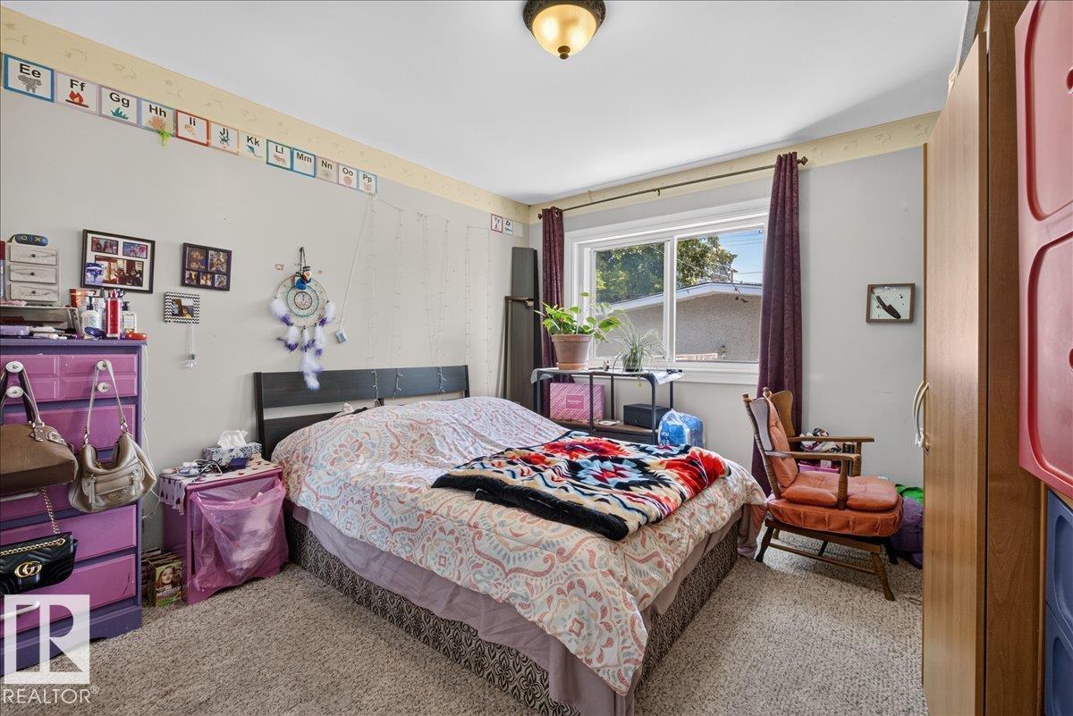 https://zimg.paragon.ice.com/ParagonImages/Property/PM/RAE/225412268/16/0/0/c1b1abc1c9e8cf228aba08a40b863d56/1/c79db04a5c85420f44a53ff616d2eade/225412268-1586215e-f73b-4cf9-9335-5ea238231381.JPG