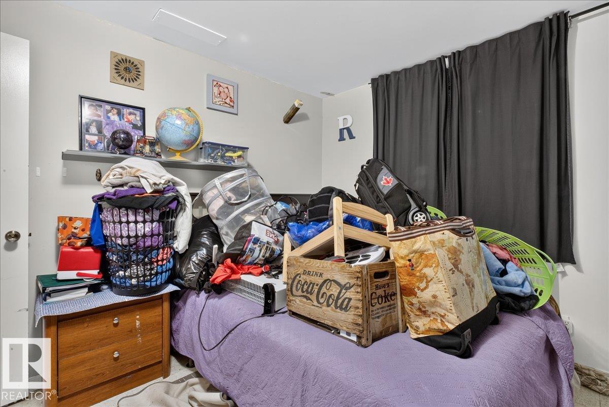 https://zimg.paragon.ice.com/ParagonImages/Property/PM/RAE/225412268/24/0/0/633bc5a6d1d6bc094015a5fcdbdc6f38/1/c79db04a5c85420f44a53ff616d2eade/225412268-53545327-9c1c-4116-8de9-ed5993b37367.JPG