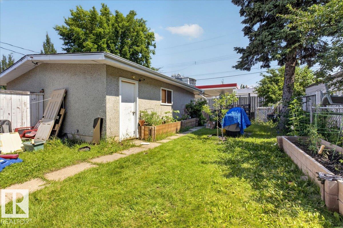 https://zimg.paragon.ice.com/ParagonImages/Property/PM/RAE/225412268/27/0/0/fa37cf64f9eb4dbabf1c1a2c47631d10/1/c79db04a5c85420f44a53ff616d2eade/225412268-16a4ce4a-e362-4846-bb57-68dbc0061088.JPG