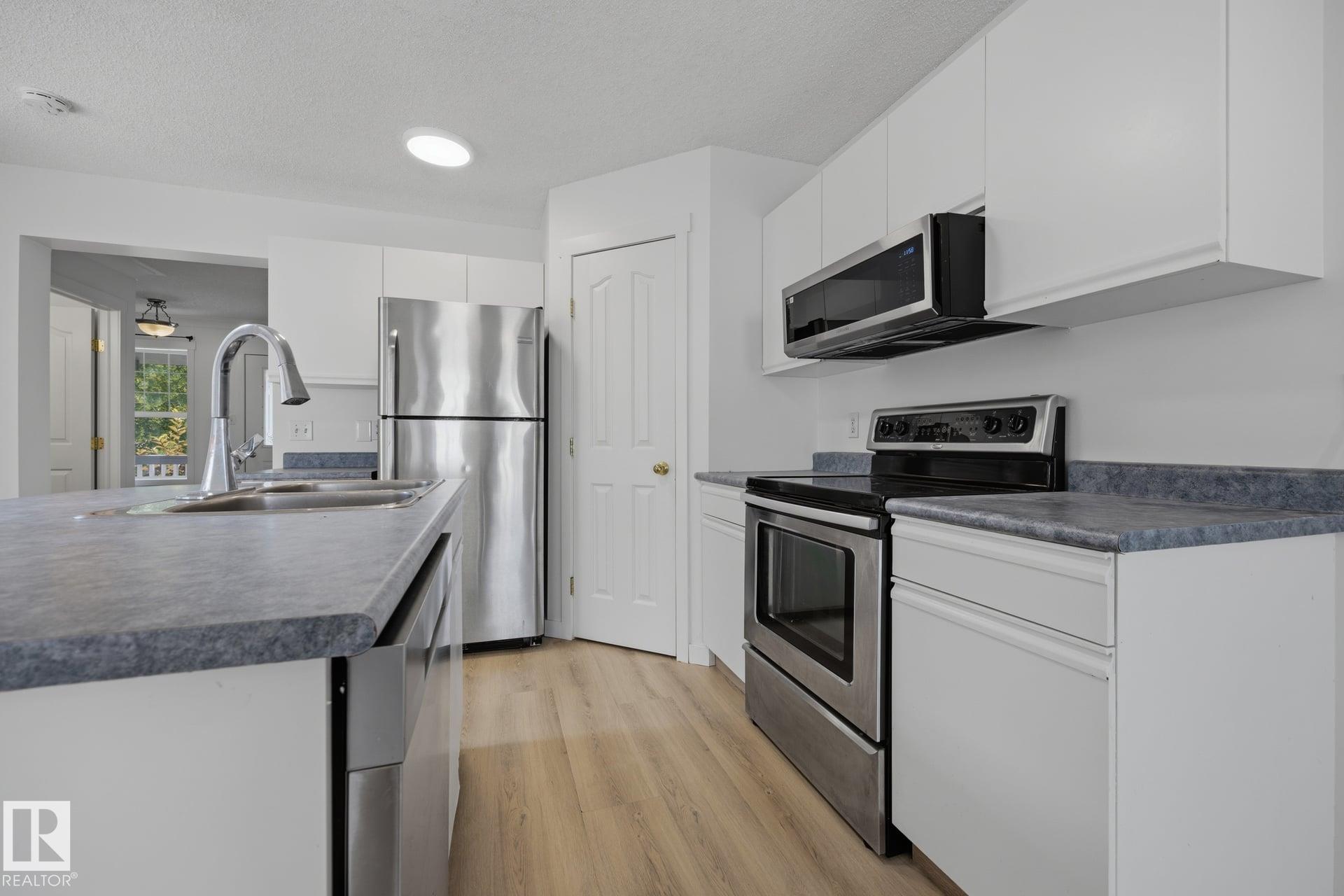 https://zimg.paragon.ice.com/ParagonImages/Property/PM/RAE/225412279/12/0/0/0fdef2fb5c11e9024852d58eae4e27d8/1/c3bbfd4c405d9fc10b72811269ecd02e/225412279-3663b0e8-1c46-4331-92db-121db6f118dc.JPG