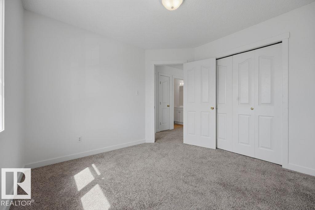 https://zimg.paragon.ice.com/ParagonImages/Property/PM/RAE/225412279/37/0/0/656a48d7c956b562089547de827271d5/1/c3bbfd4c405d9fc10b72811269ecd02e/225412279-49dd87d3-25f0-4bc7-95a2-830387ff4b81.JPG