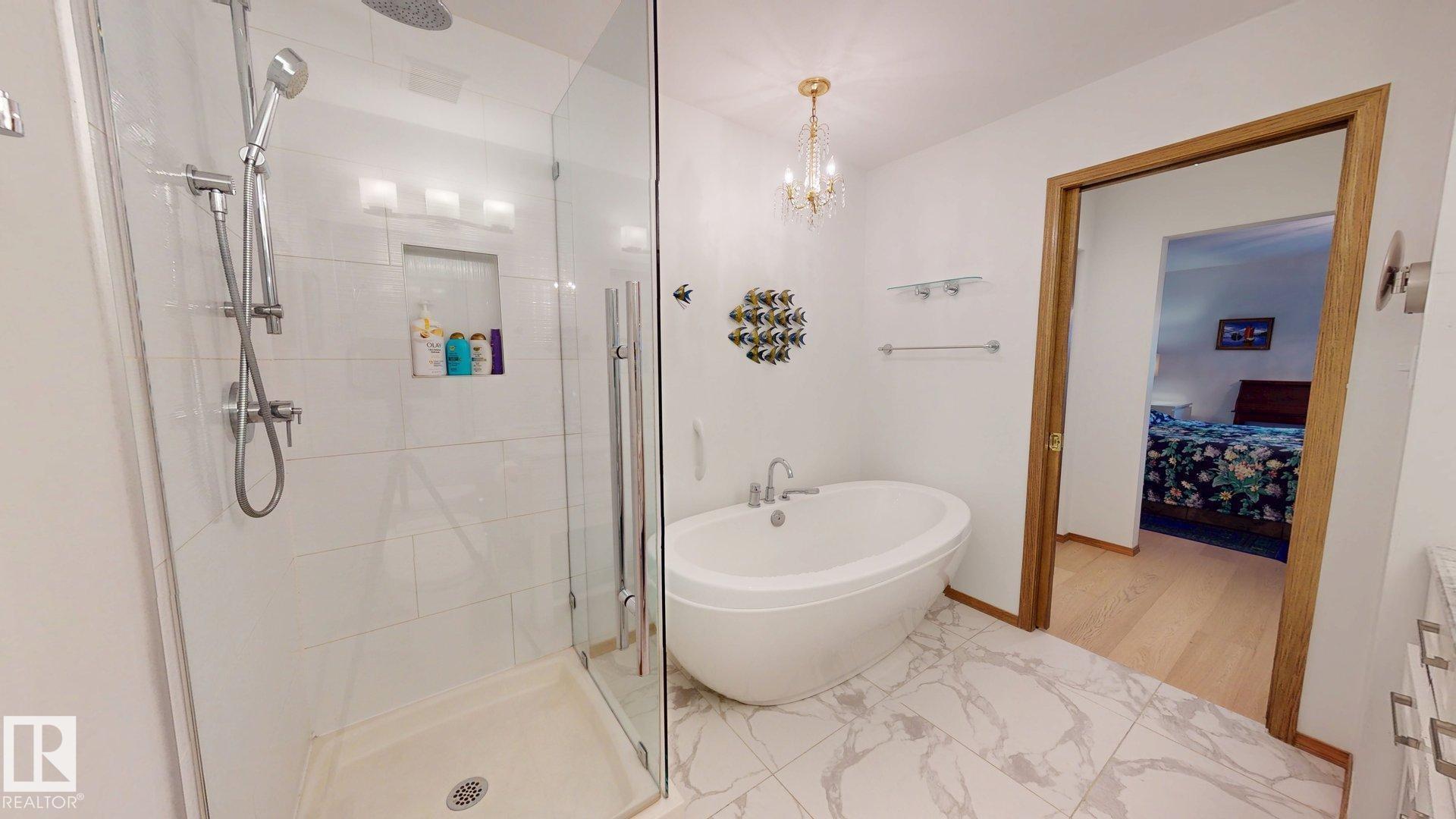 Photo 14 at 109 Ironwood Place NW, Westbrook Estates, Edmonton