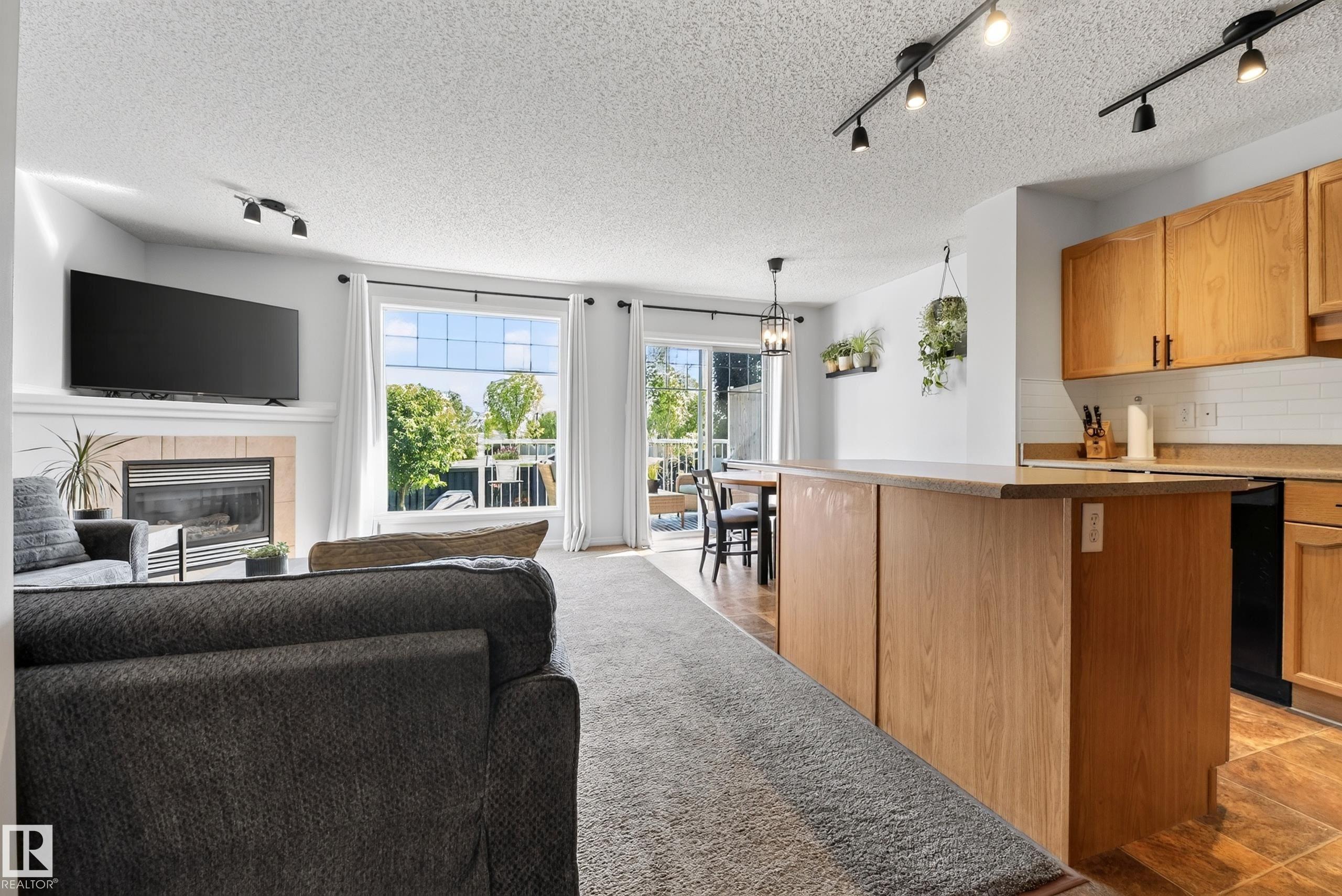 Photo 6 at 6 - 12104 16 Avenue SW, Rutherford, Edmonton