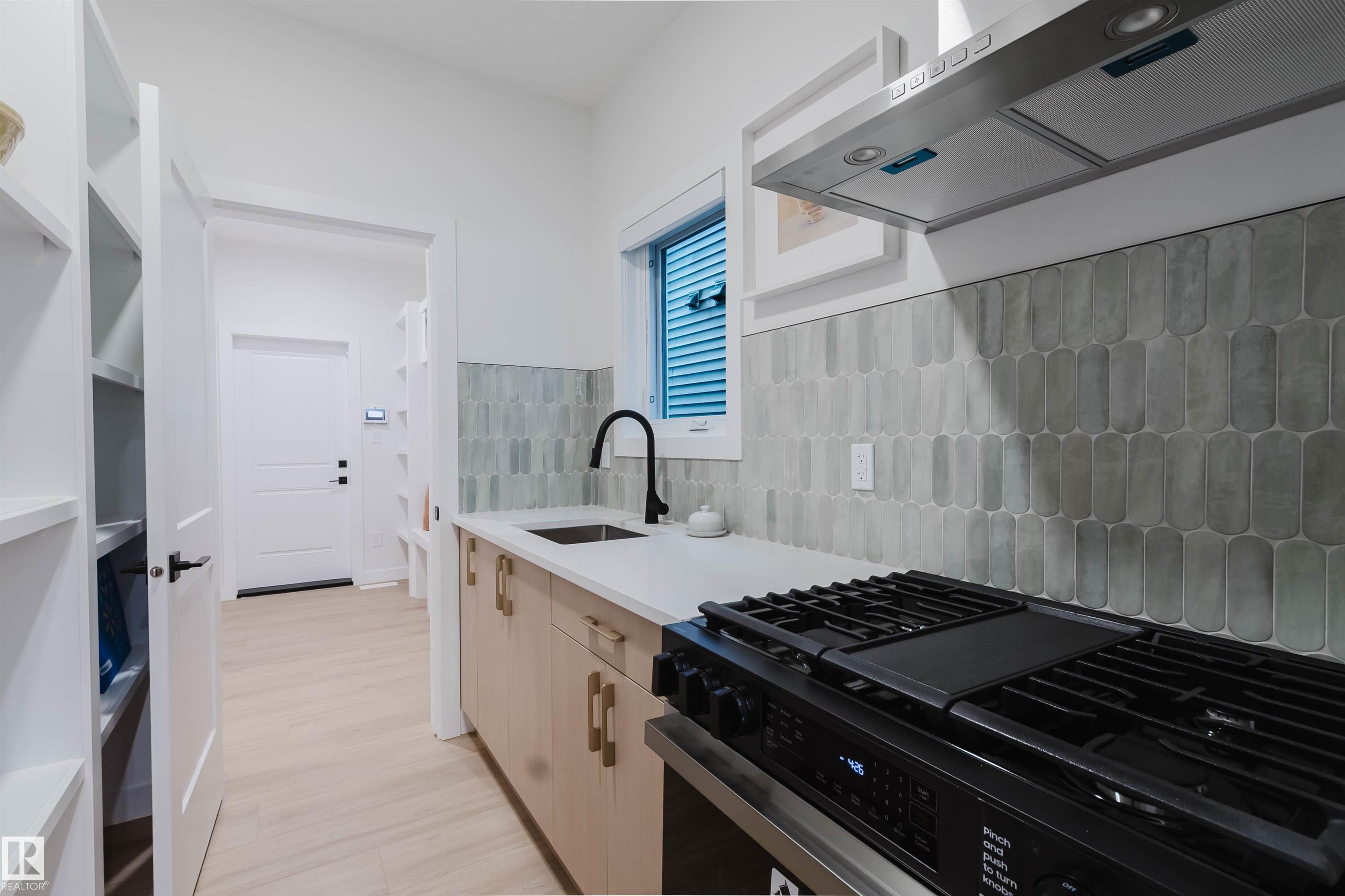 Photo 10 at 214 Edgemont Green green NW, Edgemont, Edmonton