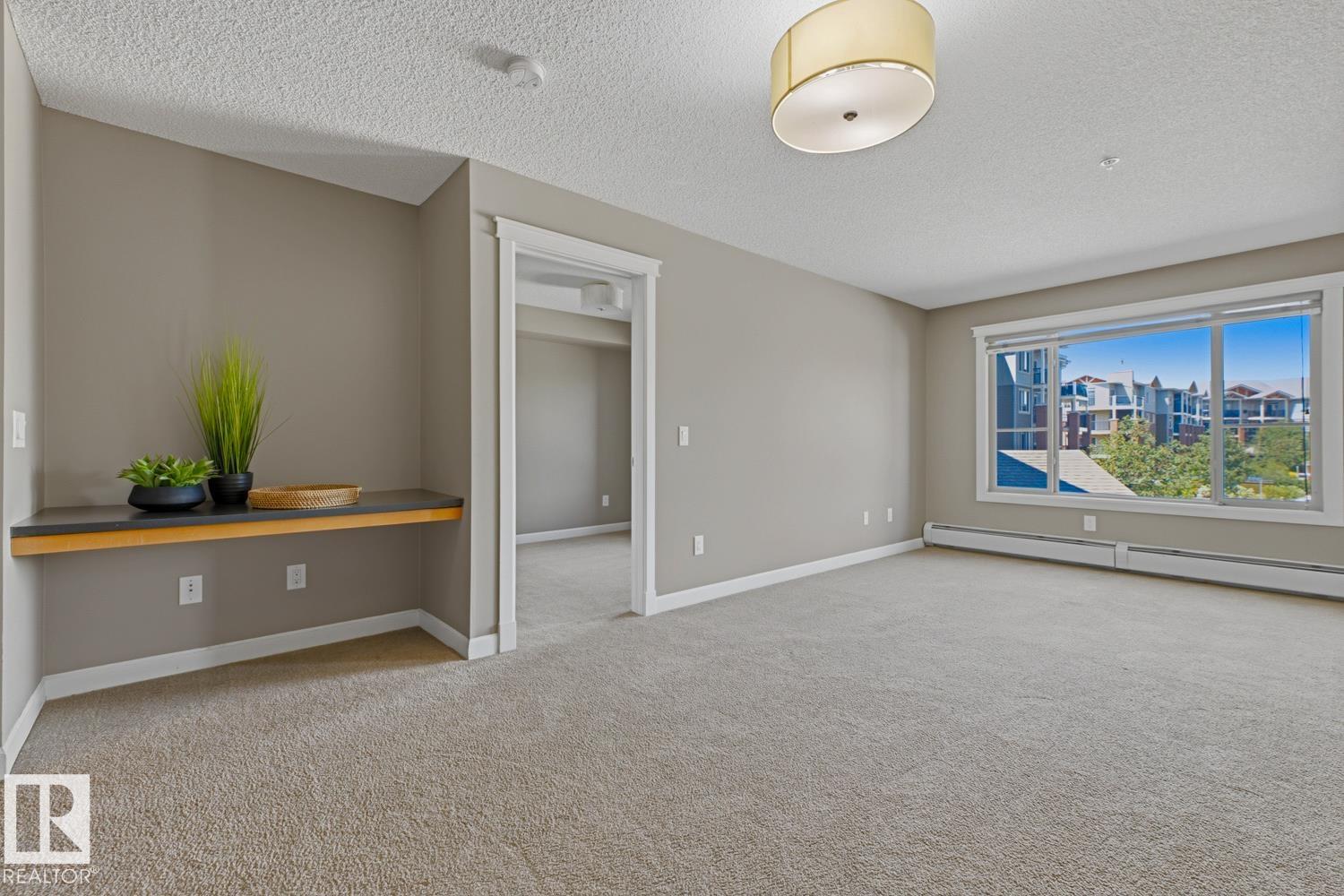 https://zimg.paragon.ice.com/ParagonImages/Property/PM/RAE/225412303/16/0/0/fe698c4c71842bdbe00b0c4de7371e18/1/fedc9710a17051a78c254c652ac0fe8e/225412303-6d5ba9ac-352b-436b-b502-229f259268a3.JPG