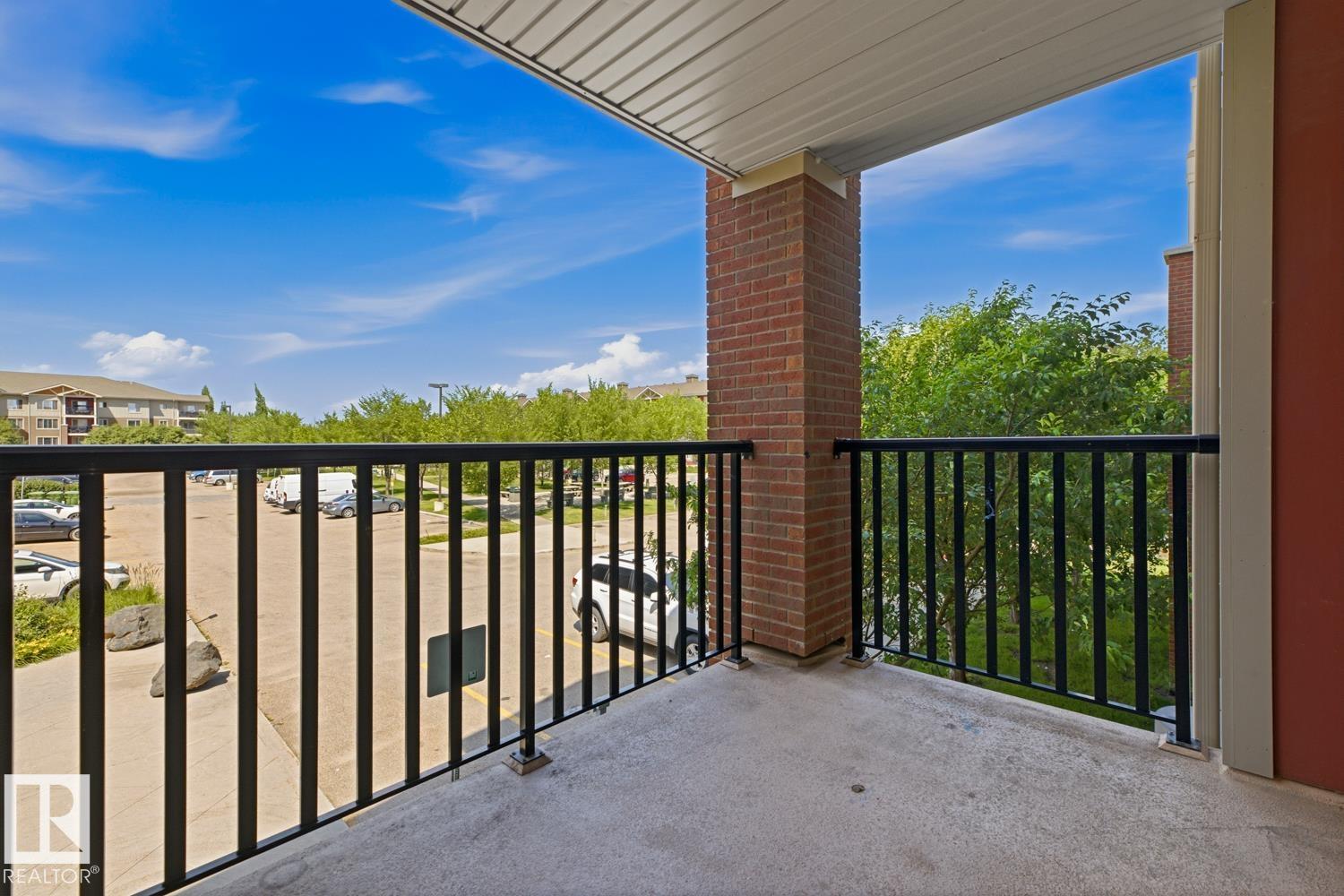 Picture for #202 3715 WHITELAW LN NW