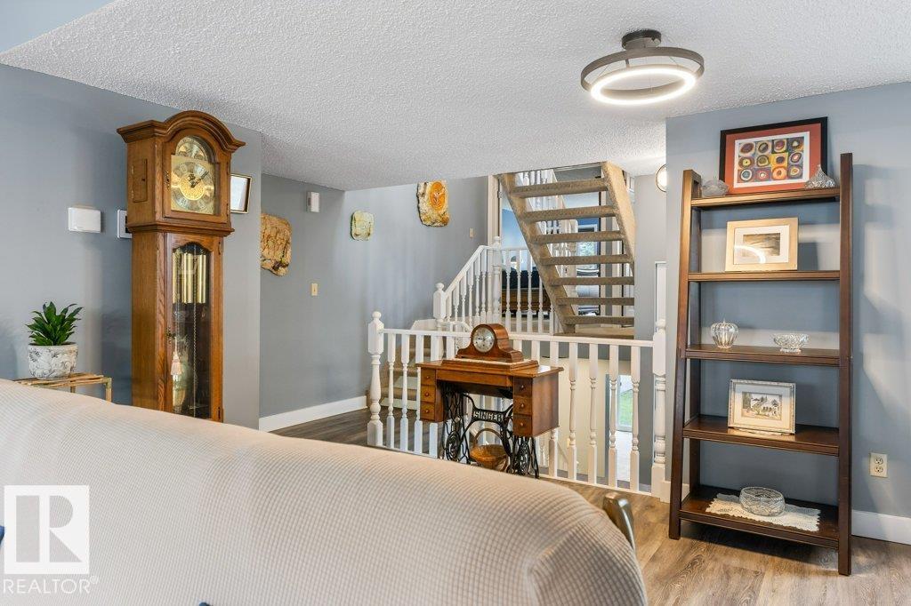 Photo 28 at 7 Whiteoaks Estates, Woodlands, St. Albert