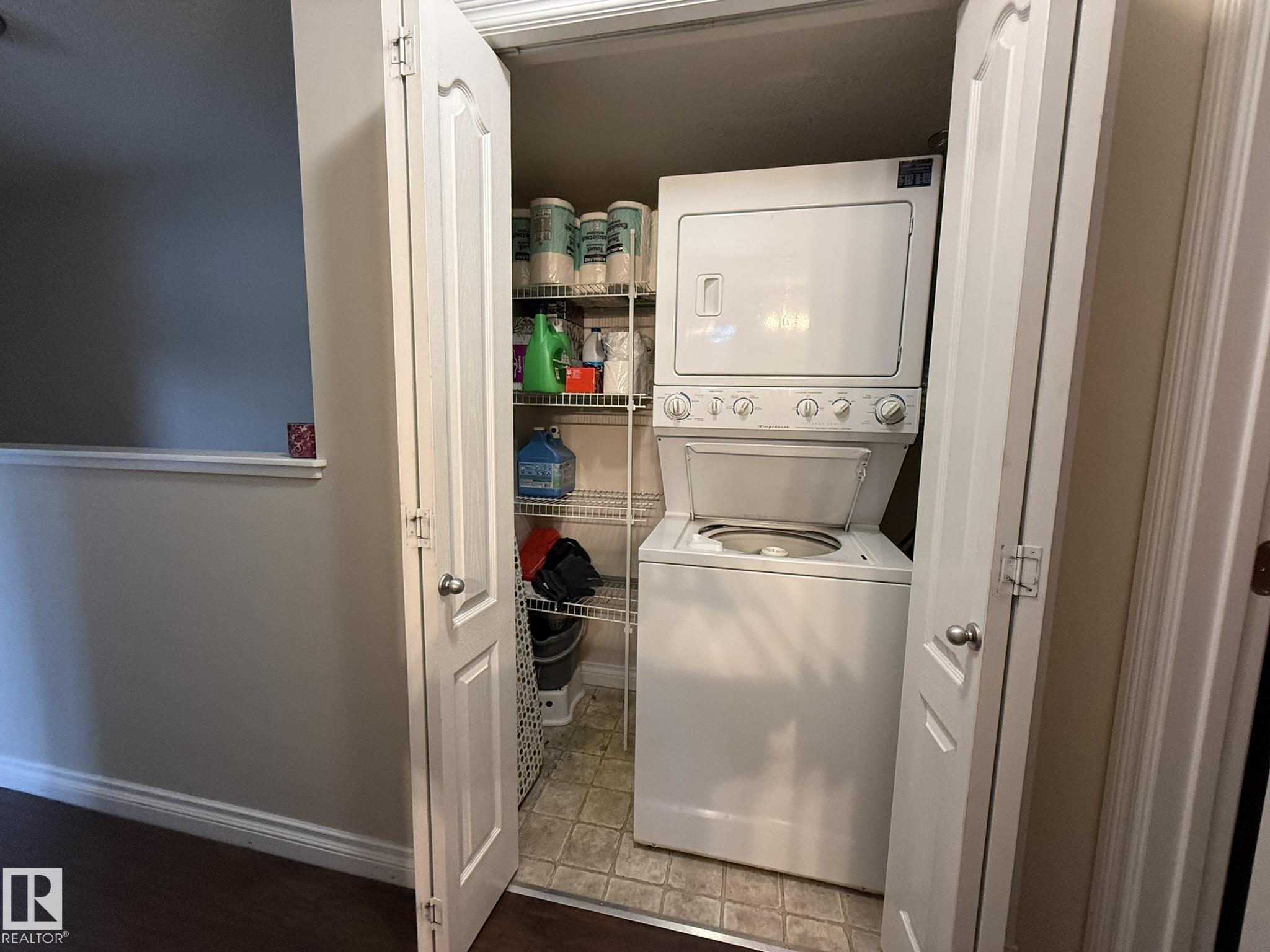 https://zimg.paragon.ice.com/ParagonImages/Property/PM/RAE/225412326/20/0/0/8e68bd13a5ce4fe05332d127399b9cfb/1/7f32631210c90e957ae0bea264c679f9/225412326-f9420fdb-e00f-47c9-ab85-ebaeaf216a21.JPG