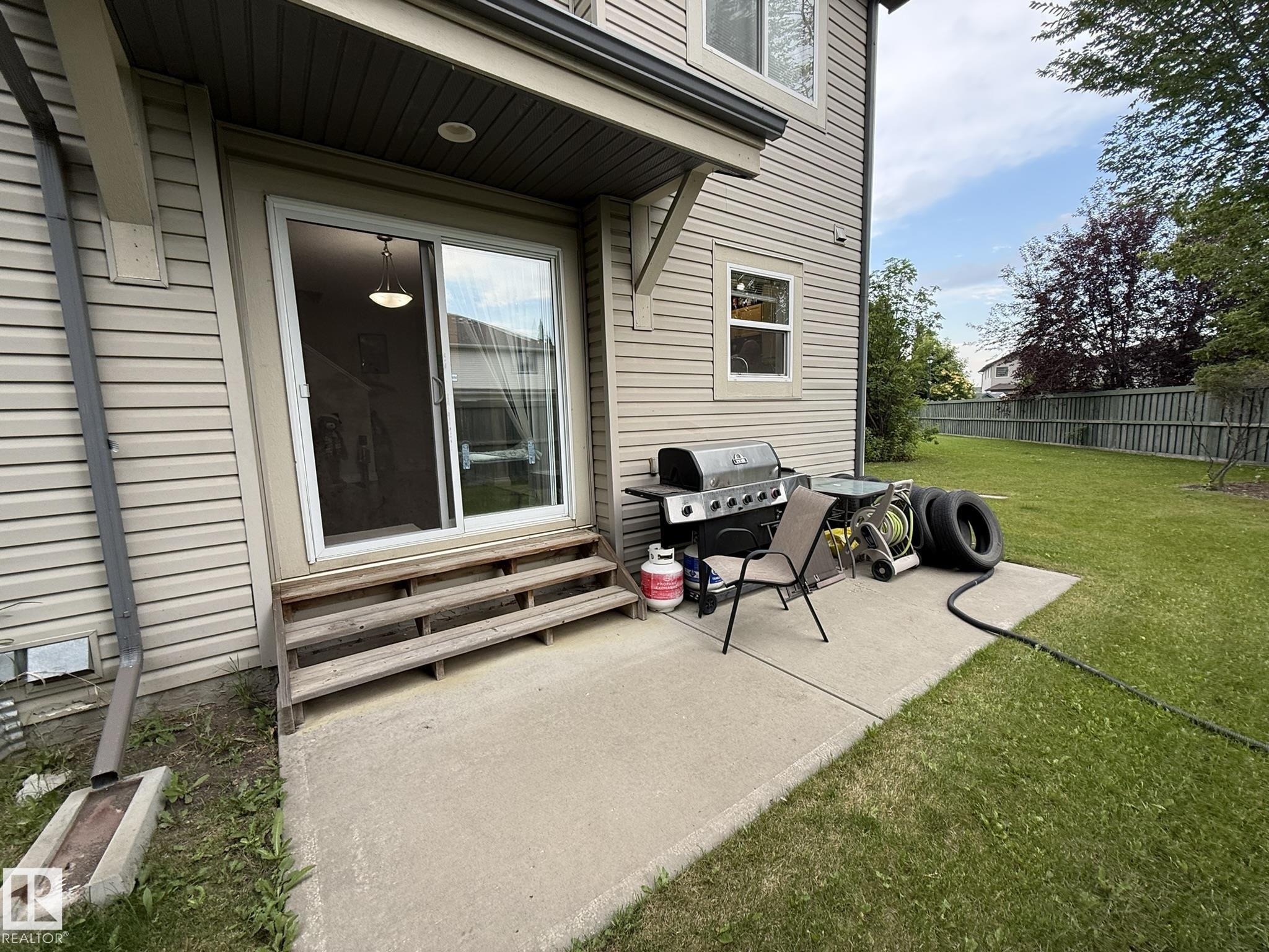 https://zimg.paragon.ice.com/ParagonImages/Property/PM/RAE/225412326/22/0/0/4f1ae05b0f3672918aa38e2545312610/1/7f32631210c90e957ae0bea264c679f9/225412326-39de96d0-ceba-4ee4-b979-ef80b2c42bf4.JPG