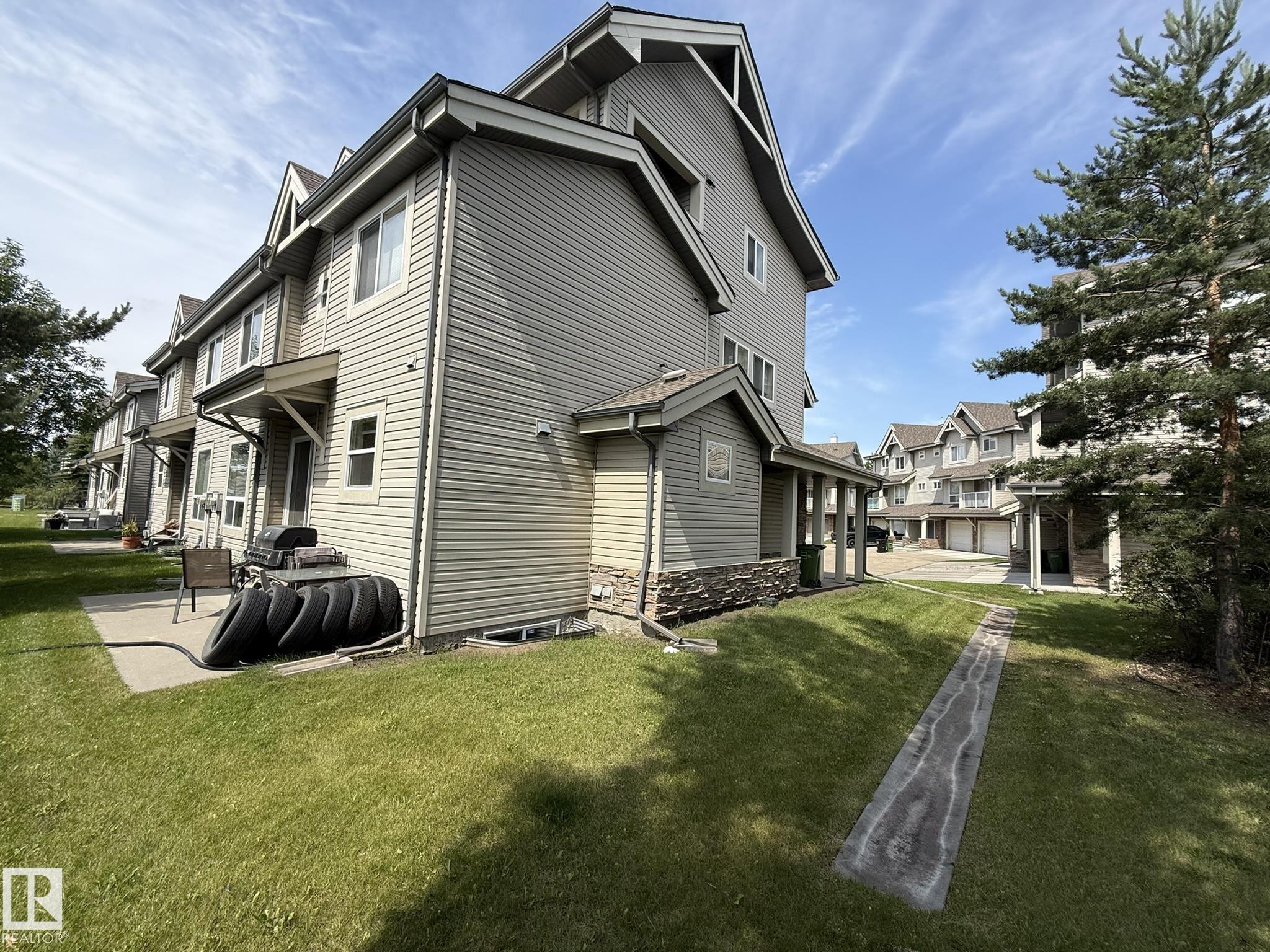 https://zimg.paragon.ice.com/ParagonImages/Property/PM/RAE/225412326/28/0/0/dfb109b41cf77356d82e6aeb7e50b168/1/7f32631210c90e957ae0bea264c679f9/225412326-87a37f3f-f30a-4448-a98f-d78ab7f6f5bc.JPG