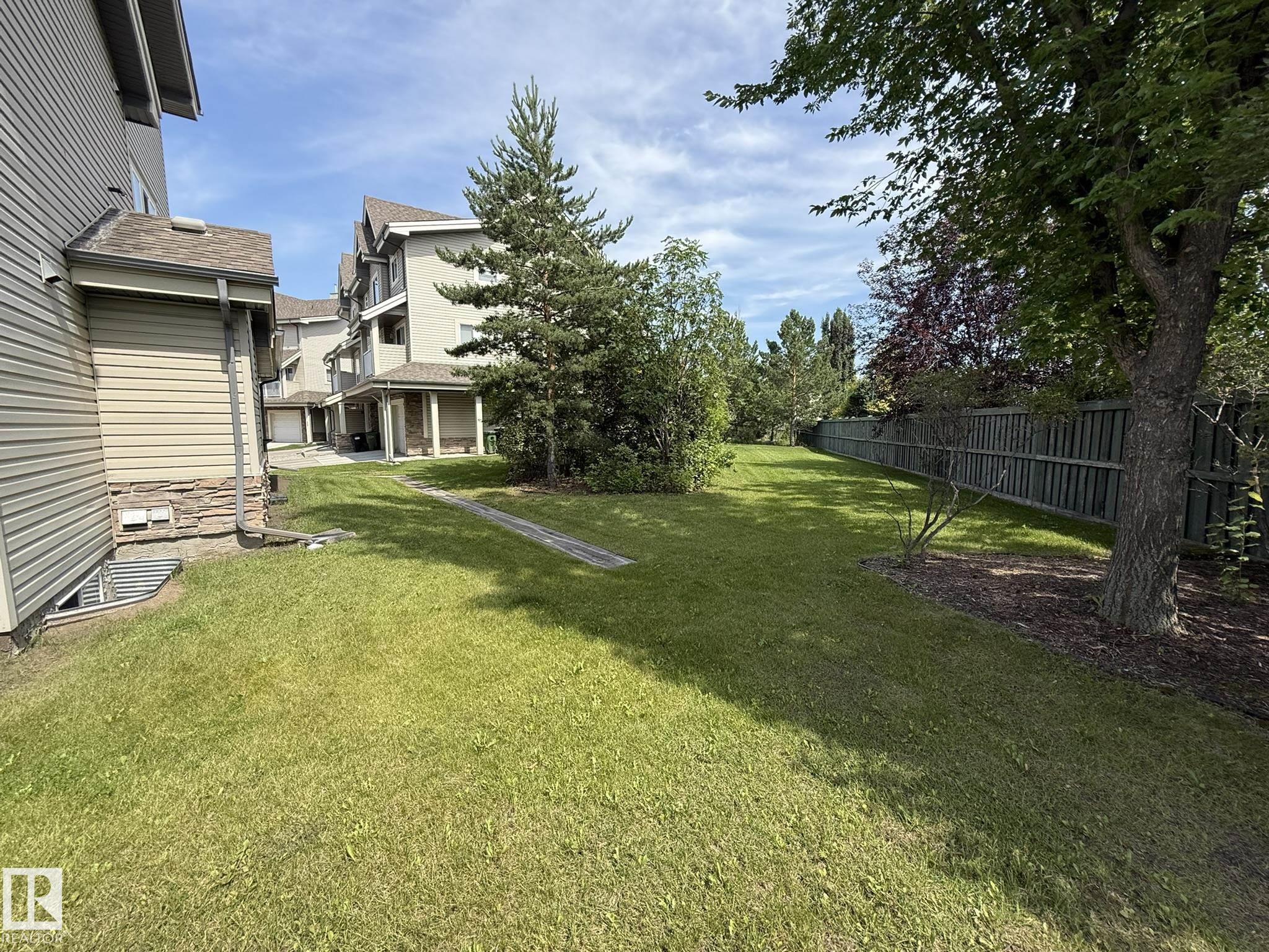 https://zimg.paragon.ice.com/ParagonImages/Property/PM/RAE/225412326/31/0/0/c8a1d006bd23e7a7f406c5bd7fbbe7cd/1/7f32631210c90e957ae0bea264c679f9/225412326-f7f9fbec-4542-4951-a5ec-693c0a7f5518.JPG