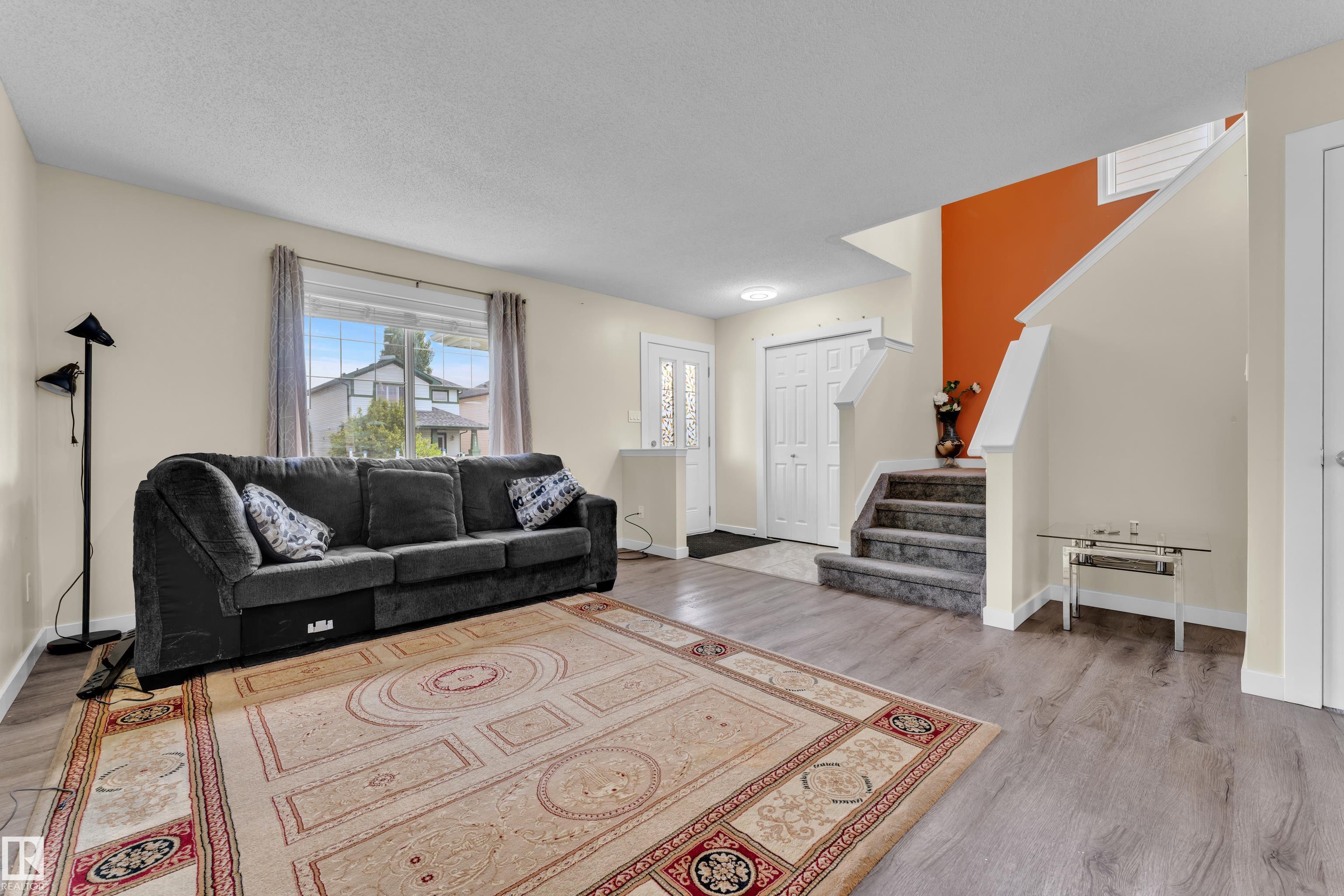 Picture for 2362 29A AV NW