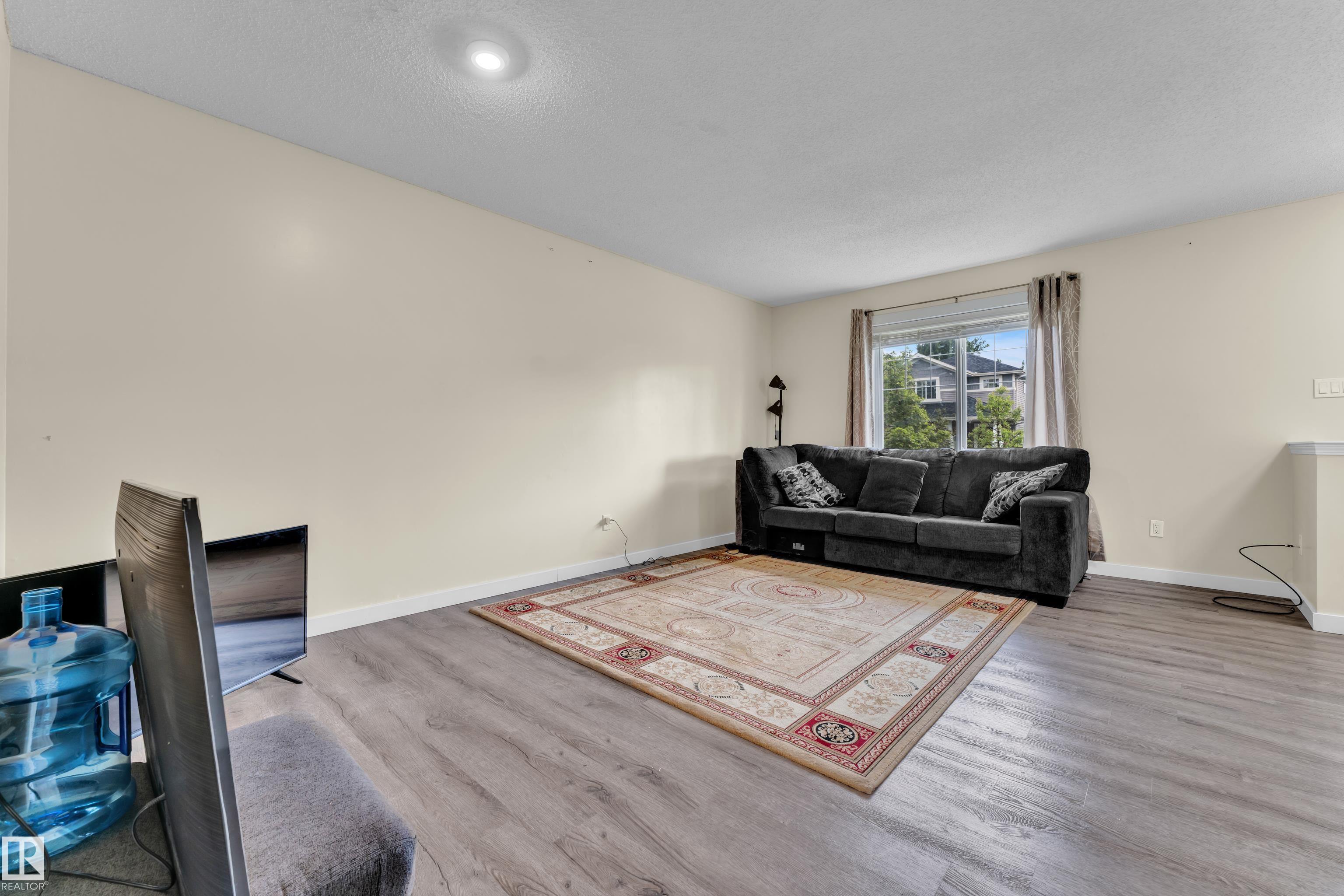 Picture for 2362 29A AV NW