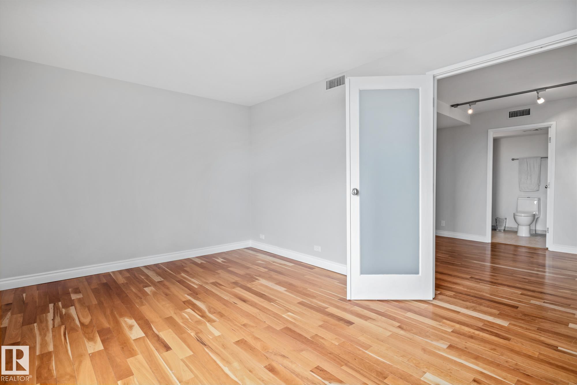 Photo 32 at 202 - 10010 119 Street NW, Wîhkwêntôwin, Edmonton