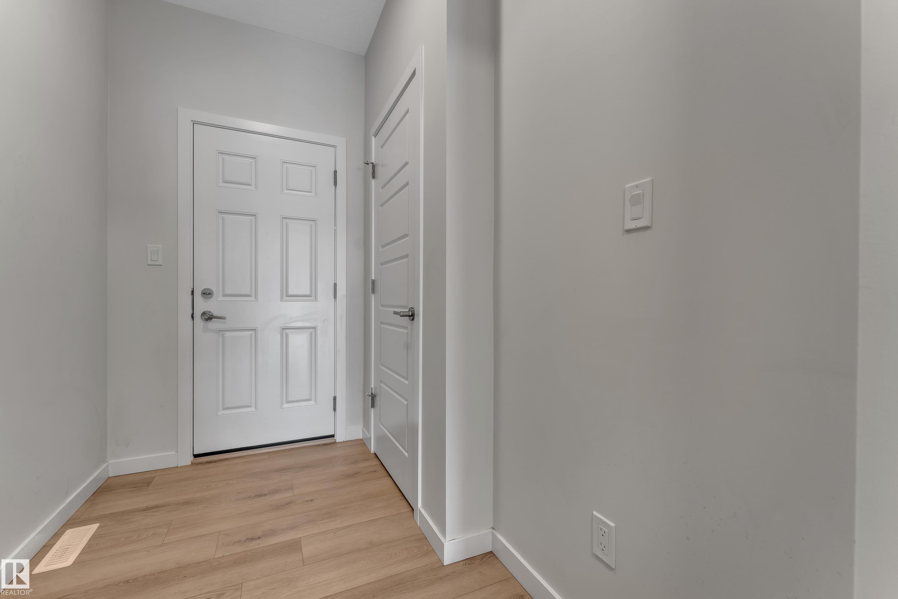 Photo 11 at 4855 Hawthorn Bend SW, The Orchards At Ellerslie, Edmonton