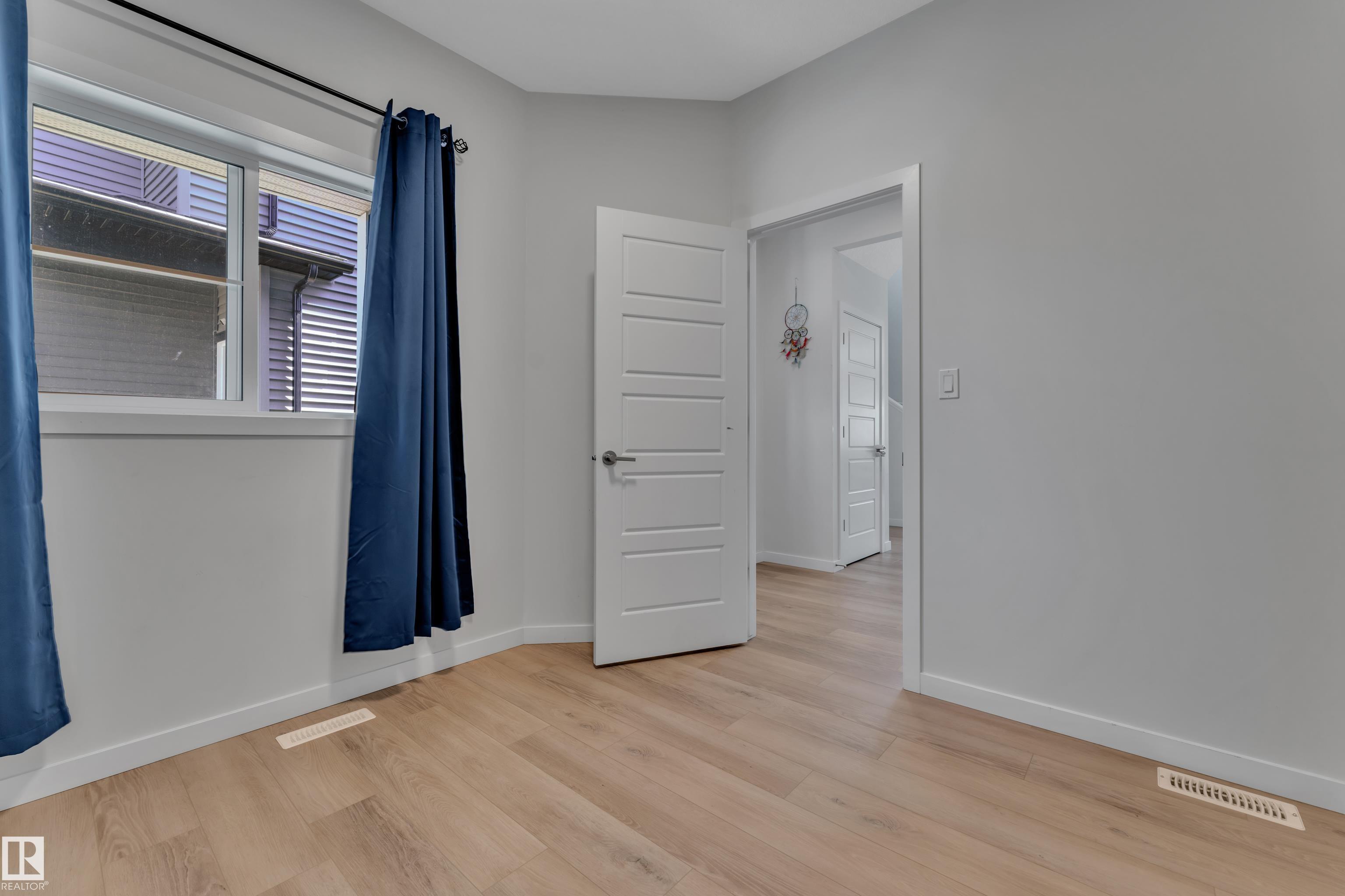 Photo 8 at 4855 Hawthorn Bend SW, The Orchards At Ellerslie, Edmonton