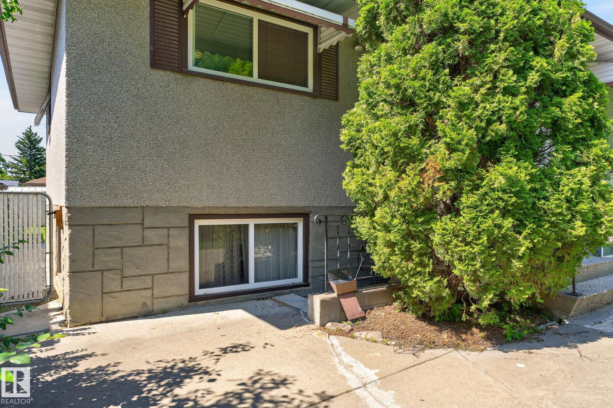 12908 104 Street NW, Lauderdale, Edmonton
