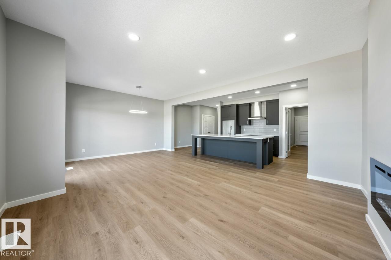 https://zimg.paragon.ice.com/ParagonImages/Property/PM/RAE/225412392/1/0/0/85a86fd392ed5ed8624d1e61125f5108/1/f35425c7bcd67659f40176ef6f7ecc8c/225412392-c7c18274-701d-4001-86ca-ffb33a8f8692.JPG