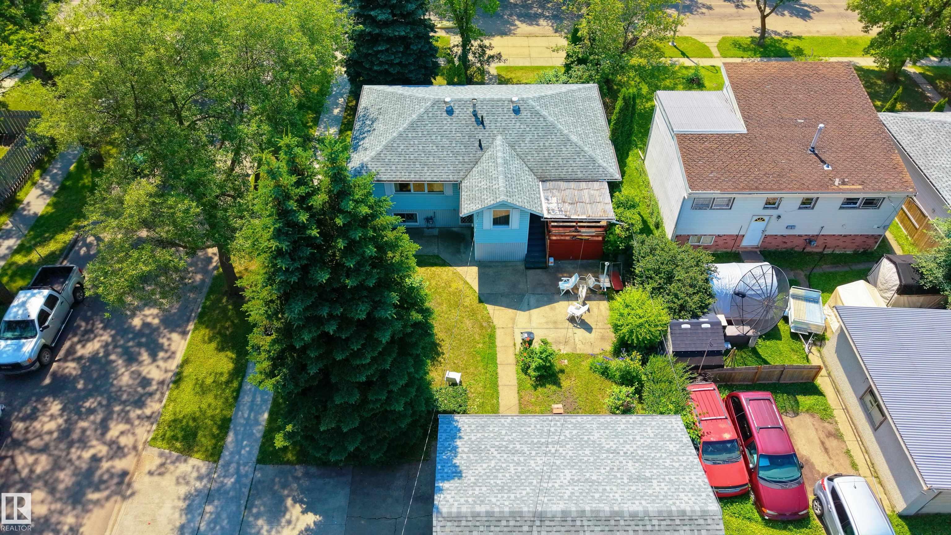 https://zimg.paragon.ice.com/ParagonImages/Property/PM/RAE/225412396/35/0/0/e70f41756a7c4687f55cadc79dd4b802/1/09f166ab5e5012307974a61232f91d37/225412396-a2f3205e-15fc-4c99-97e5-c428d9896ff5.JPG