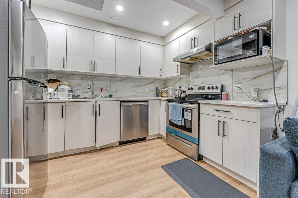 https://zimg.paragon.ice.com/ParagonImages/Property/PM/RAE/225412398/42/0/0/61fbc66c5b052be205e75d443a3a36d4/1/da4e415b7316065c730304050c09d876/225412398-6B765155-D60A-435A-B8A3-F3EABC702A15.JPG