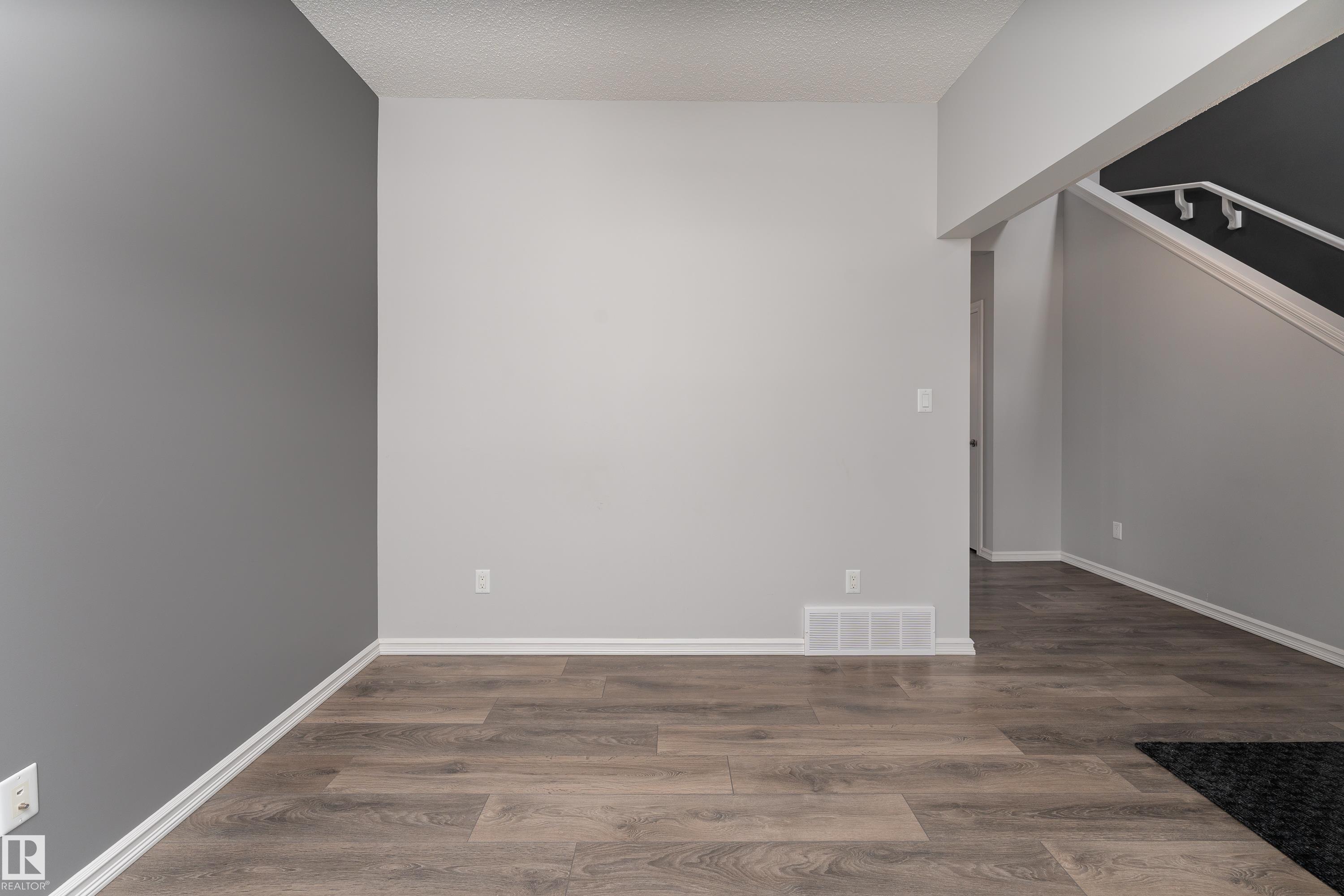 Photo 10 at 8811 223 Street NW, Rosenthal, Edmonton