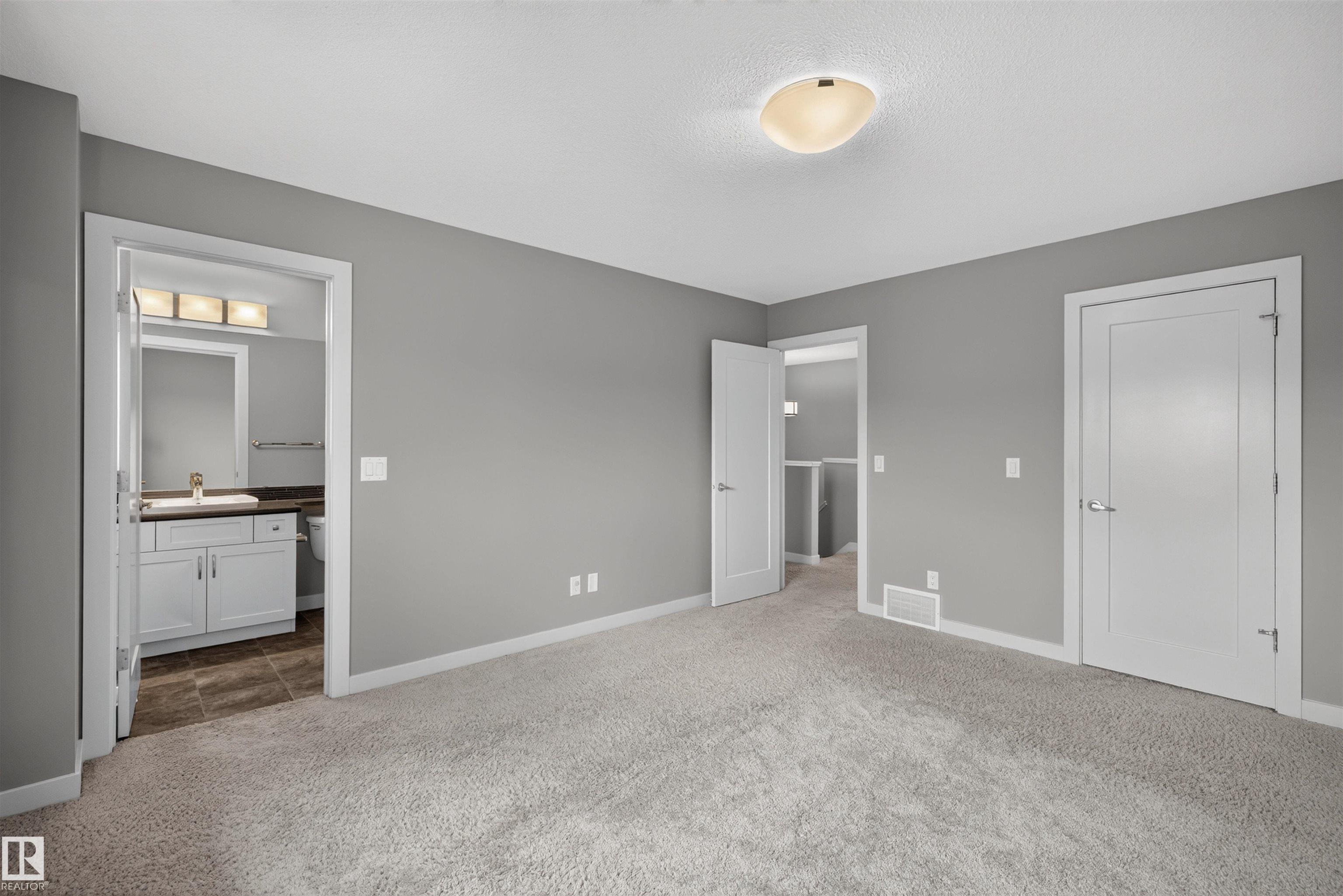 https://zimg.paragon.ice.com/ParagonImages/Property/PM/RAE/225412410/18/0/0/d3e1deb71f1a753153c54f8771560638/1/667d54030cb0635c6b08534ea24a8fe2/225412410-5c0810c5-cd24-4a6f-be99-83f5a0d33fdf.JPG