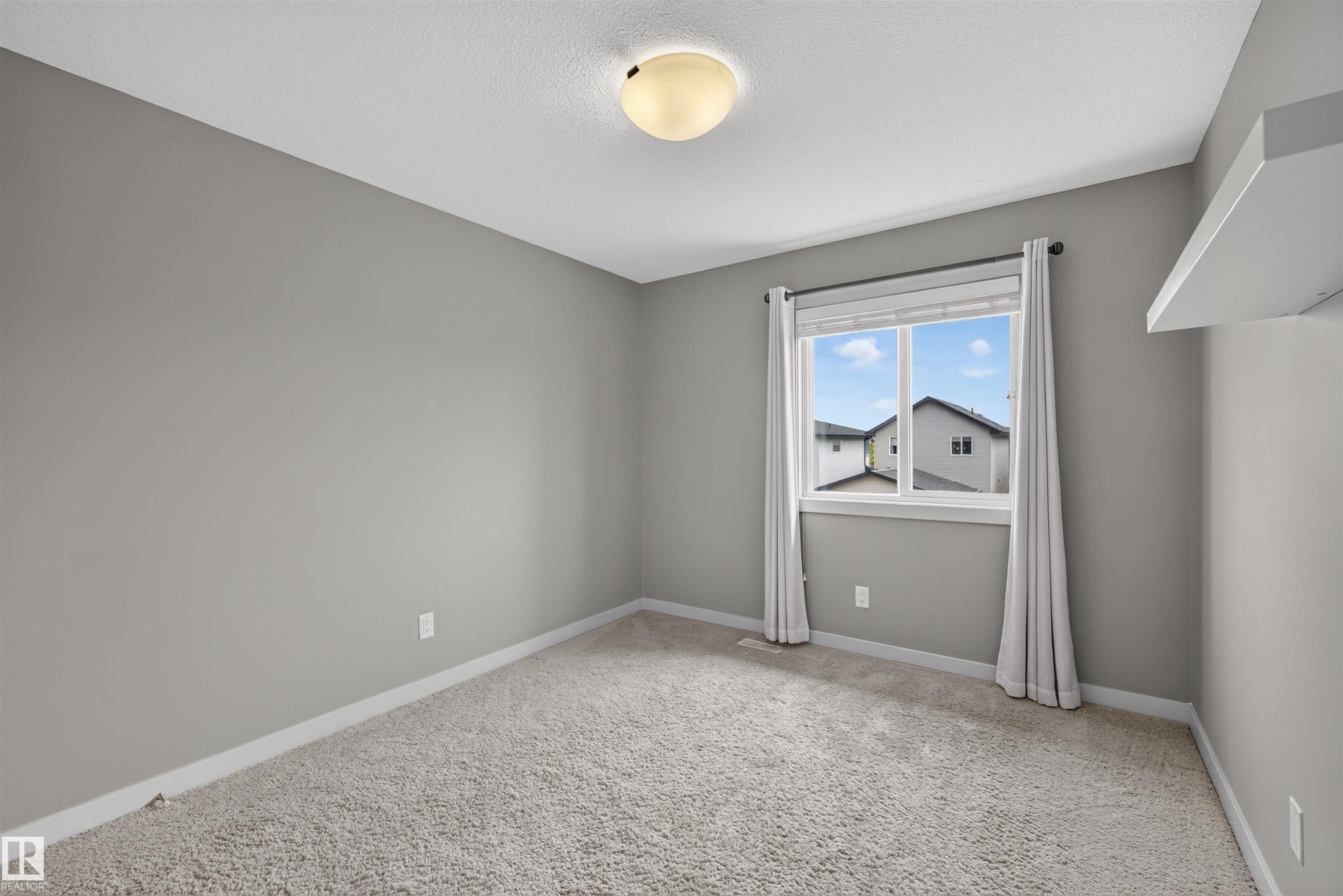 https://zimg.paragon.ice.com/ParagonImages/Property/PM/RAE/225412410/23/0/0/cc88654774f3d20b60b0dfb662188857/1/667d54030cb0635c6b08534ea24a8fe2/225412410-e5b3a8f3-9972-47b2-9344-86b1432077a9.JPG