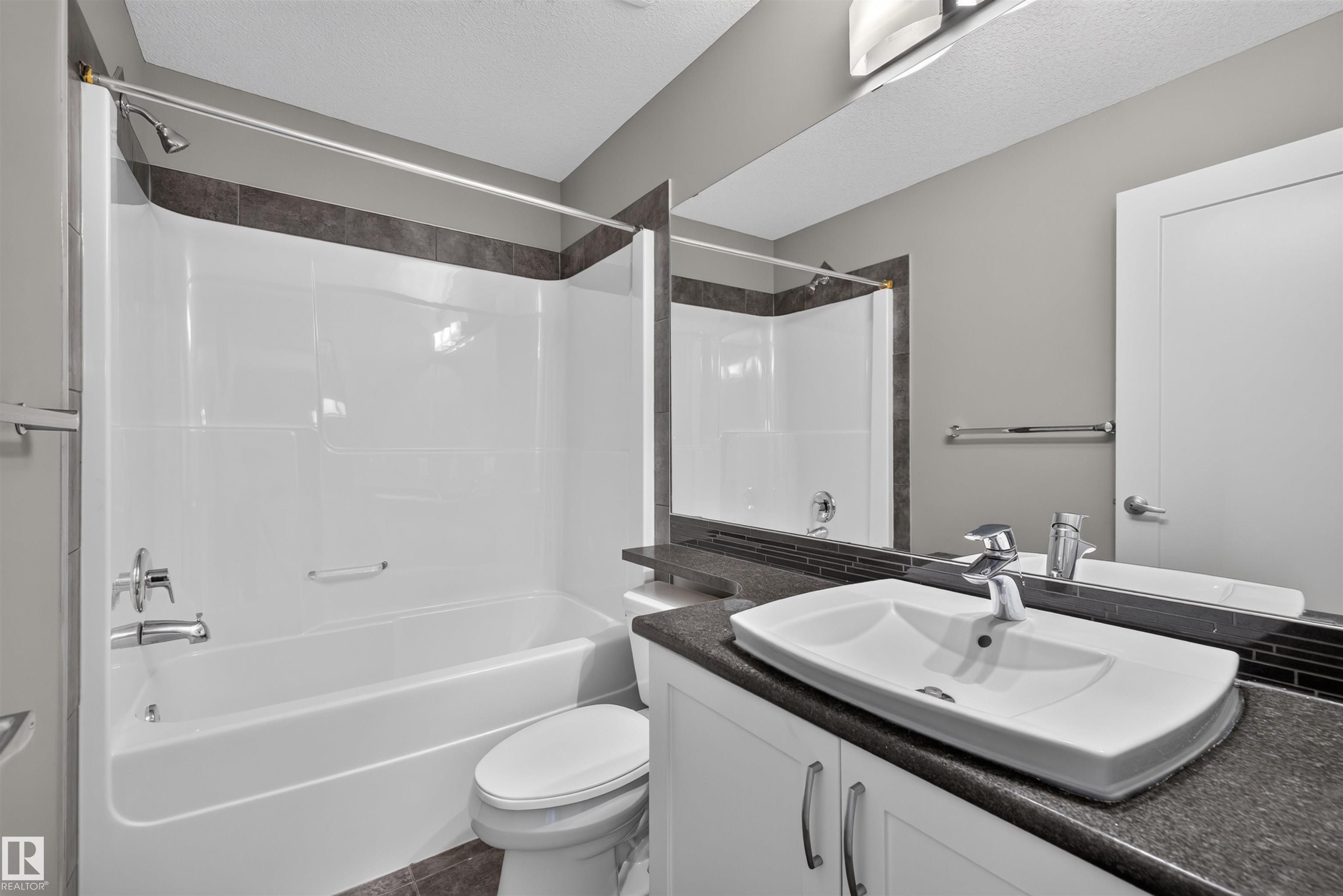 https://zimg.paragon.ice.com/ParagonImages/Property/PM/RAE/225412410/25/0/0/75be3138f8b20abfa4b2f4cc203324fc/1/667d54030cb0635c6b08534ea24a8fe2/225412410-9d53253f-aaf0-4ad2-87de-3756c298de56.JPG