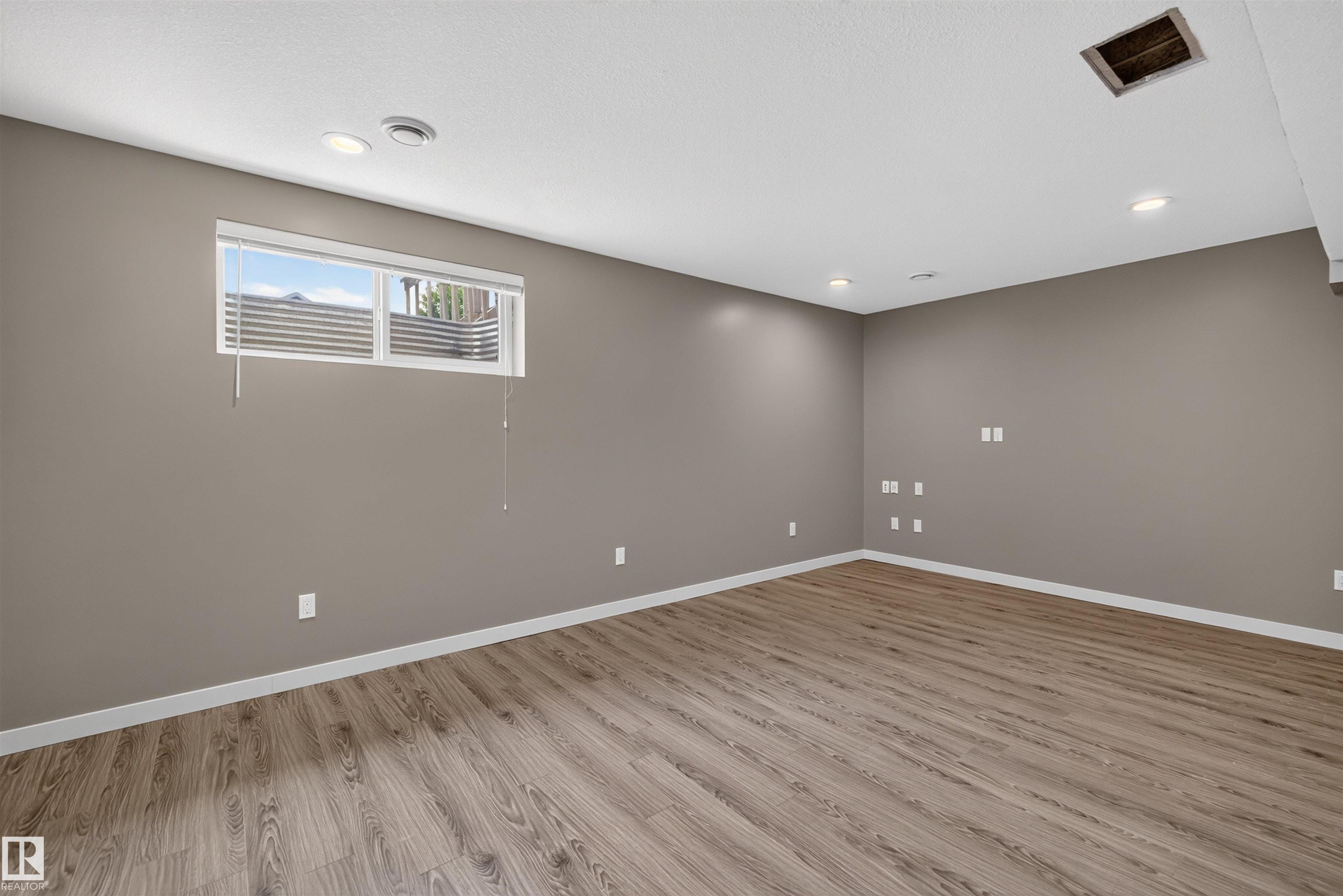 https://zimg.paragon.ice.com/ParagonImages/Property/PM/RAE/225412410/28/0/0/ffc929d2d97f25971431de96f5f54c40/1/667d54030cb0635c6b08534ea24a8fe2/225412410-511420cf-92bd-46e5-9916-ba624d614ce1.JPG