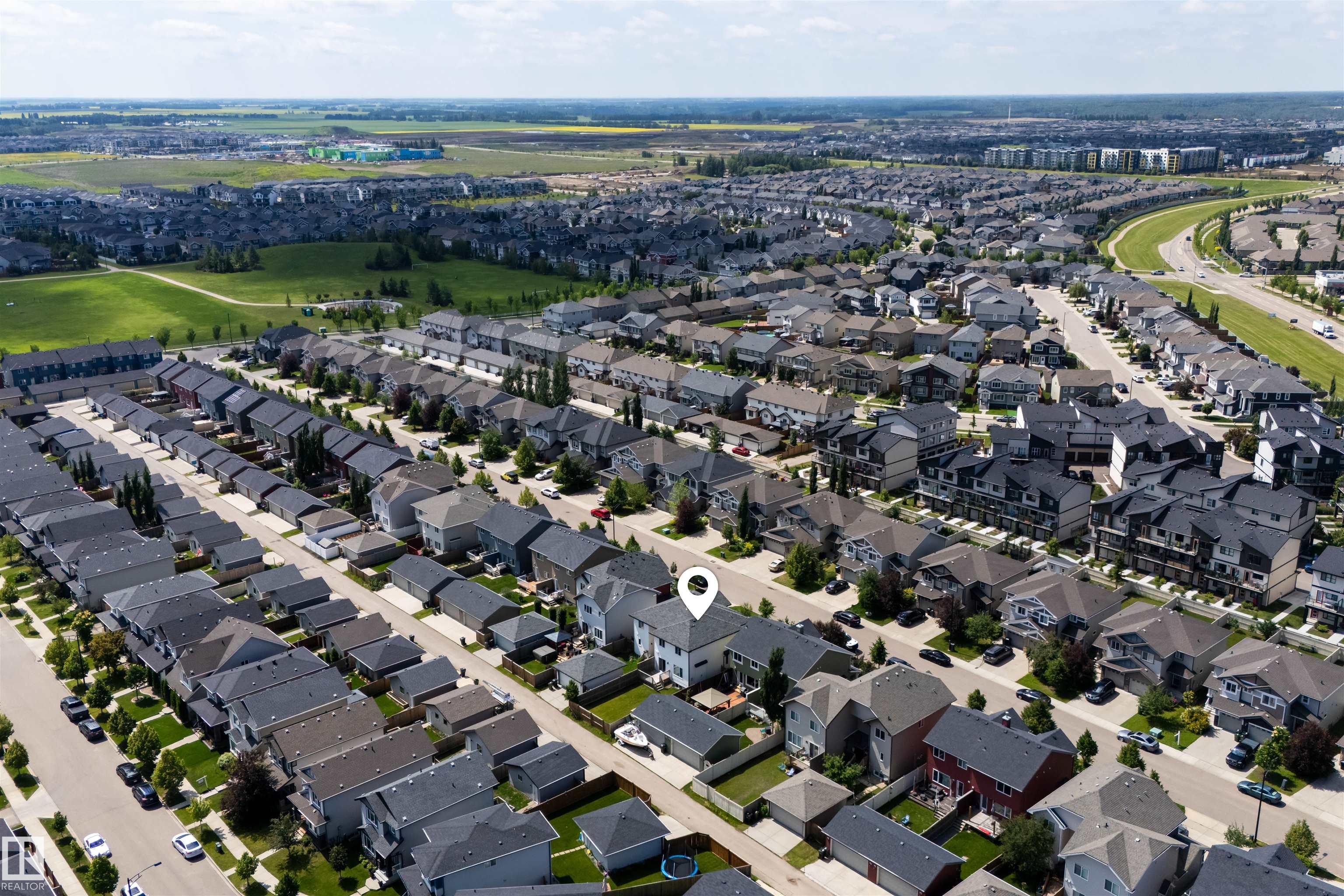 https://zimg.paragon.ice.com/ParagonImages/Property/PM/RAE/225412410/46/0/0/323317692b718d669390575e25e768f7/1/667d54030cb0635c6b08534ea24a8fe2/225412410-cee13c76-bb7f-4d45-ba1c-02b3c00351f7.JPG
