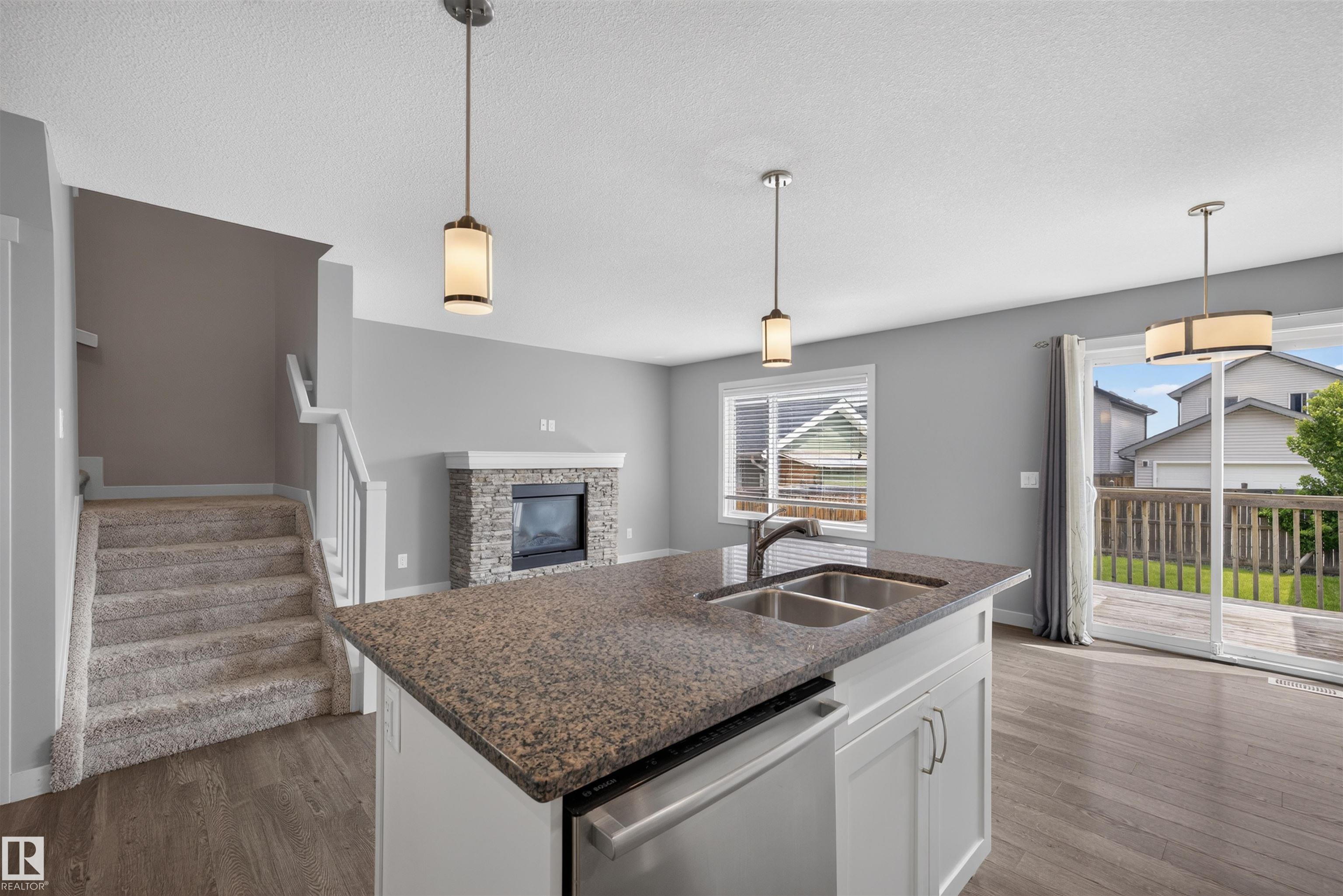 https://zimg.paragon.ice.com/ParagonImages/Property/PM/RAE/225412410/6/0/0/de363623a1a4aff74920d5b81bb90bb7/1/667d54030cb0635c6b08534ea24a8fe2/225412410-6b12c430-f5ca-4f9f-b5fa-ac8781d15c5f.JPG