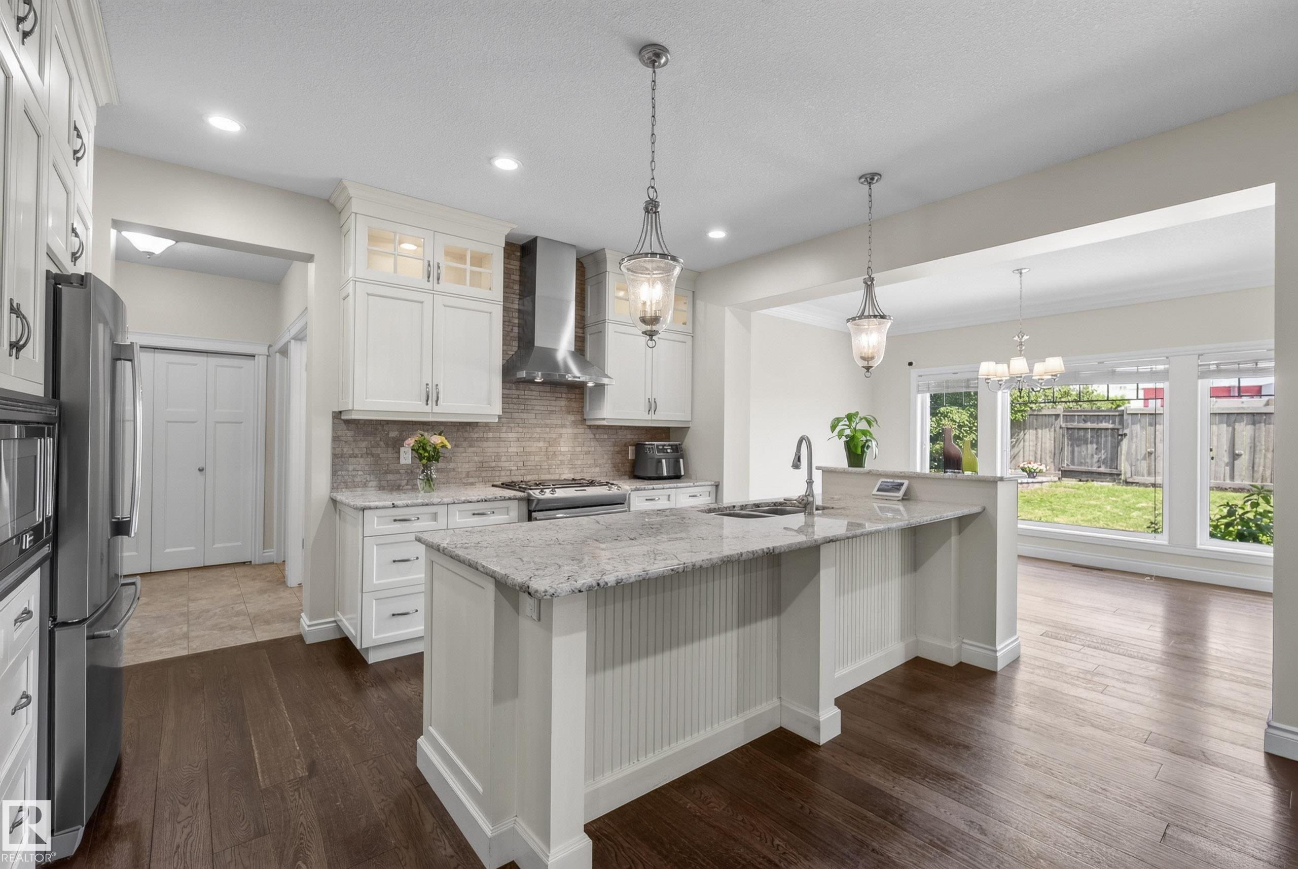 https://zimg.paragon.ice.com/ParagonImages/Property/PM/RAE/225412413/11/0/0/fb99d056f51280da5e58a6c13f232030/1/1672f03ad8bf623b7f3e371cb9b7ee72/225412413-86e391a9-5e06-4066-b0c3-0db96180780d.JPG