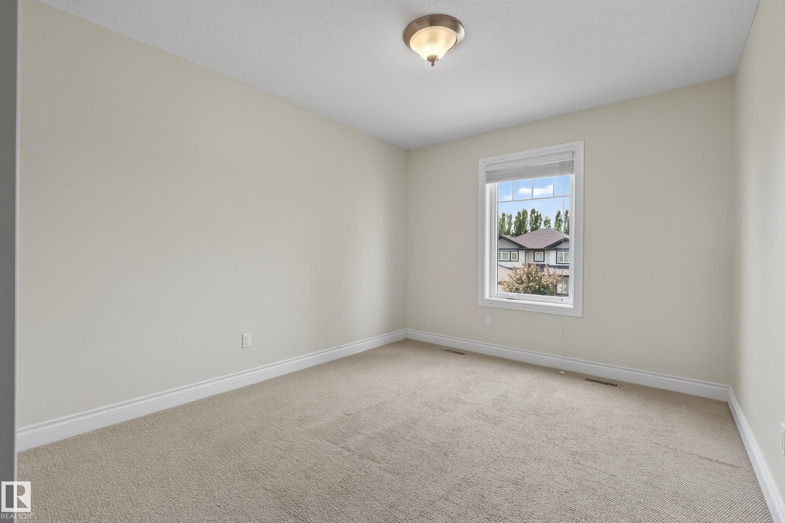 https://zimg.paragon.ice.com/ParagonImages/Property/PM/RAE/225412413/37/0/0/d6405abe44db5965fd214881067d08b9/1/1672f03ad8bf623b7f3e371cb9b7ee72/225412413-c8fb108e-e9ef-4aec-90b2-f61b388eb4a8.JPG