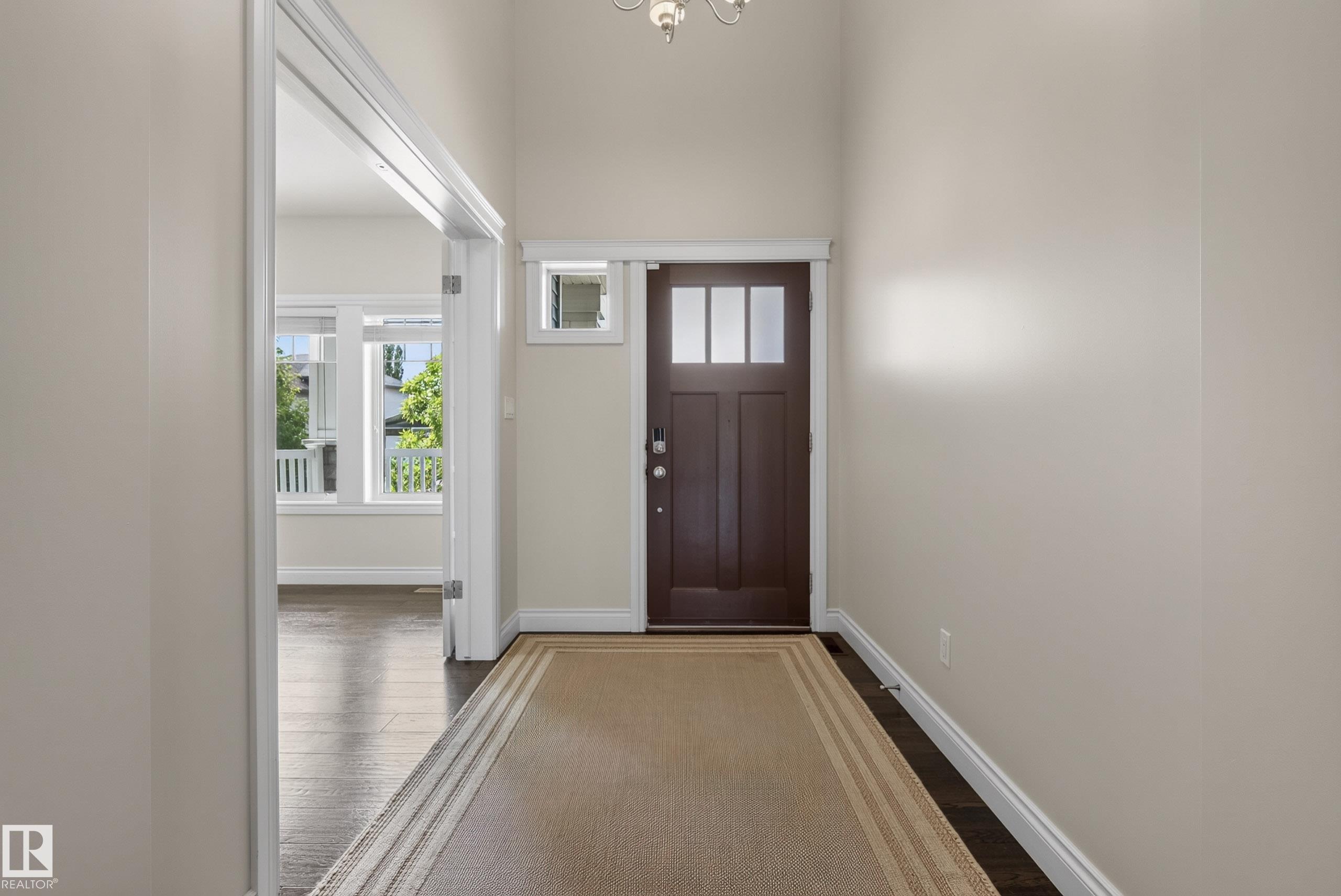 https://zimg.paragon.ice.com/ParagonImages/Property/PM/RAE/225412413/4/0/0/dec2f921575fb61e1f8b61d45a941ca0/1/1672f03ad8bf623b7f3e371cb9b7ee72/225412413-dc7b8010-e2d2-4ac0-8c52-af9e37a9da60.JPG