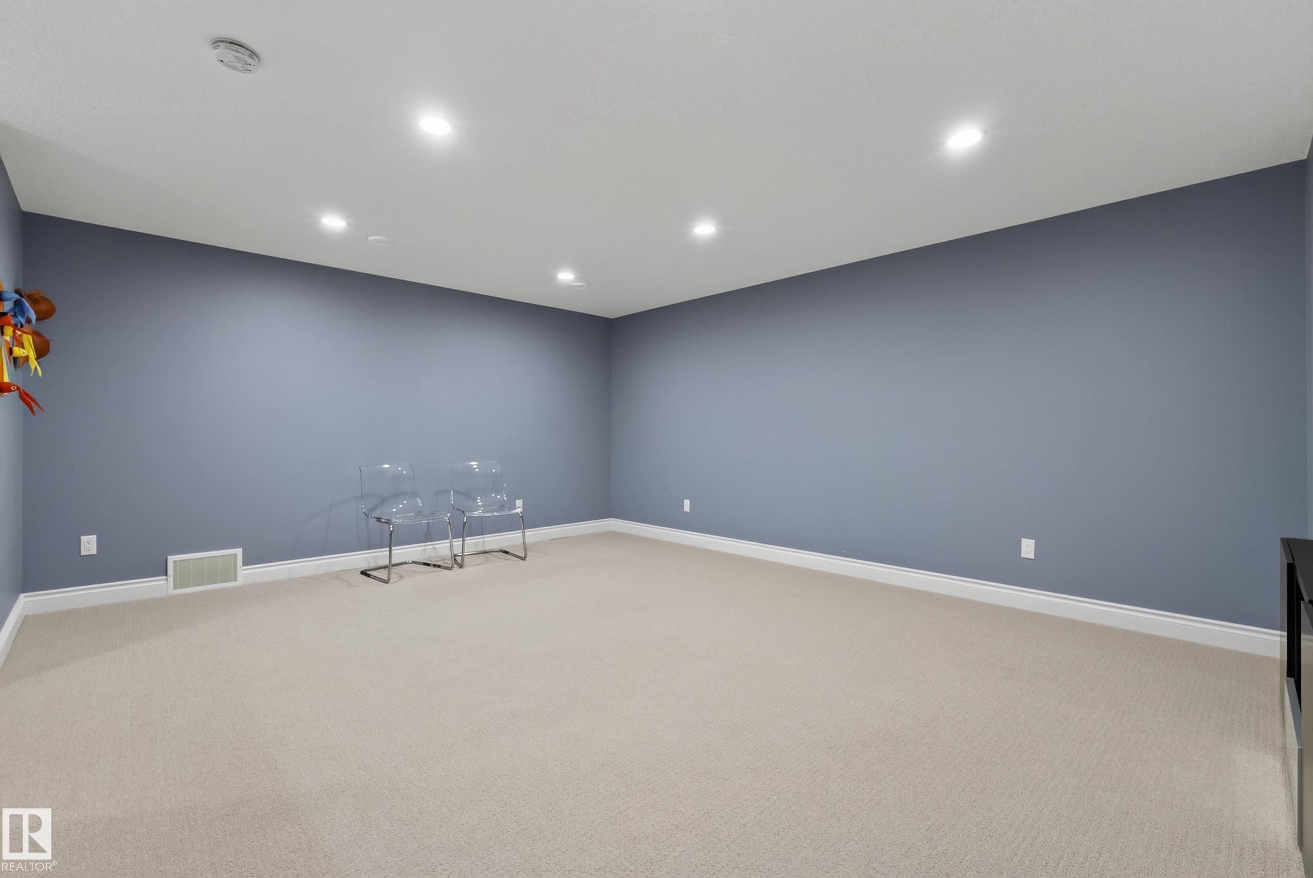 https://zimg.paragon.ice.com/ParagonImages/Property/PM/RAE/225412413/45/0/0/d78c0ed1ee1338feb0480c8bb2e69c6c/1/1672f03ad8bf623b7f3e371cb9b7ee72/225412413-44ce4f34-4989-4022-a1b1-f45f2e1e8299.JPG