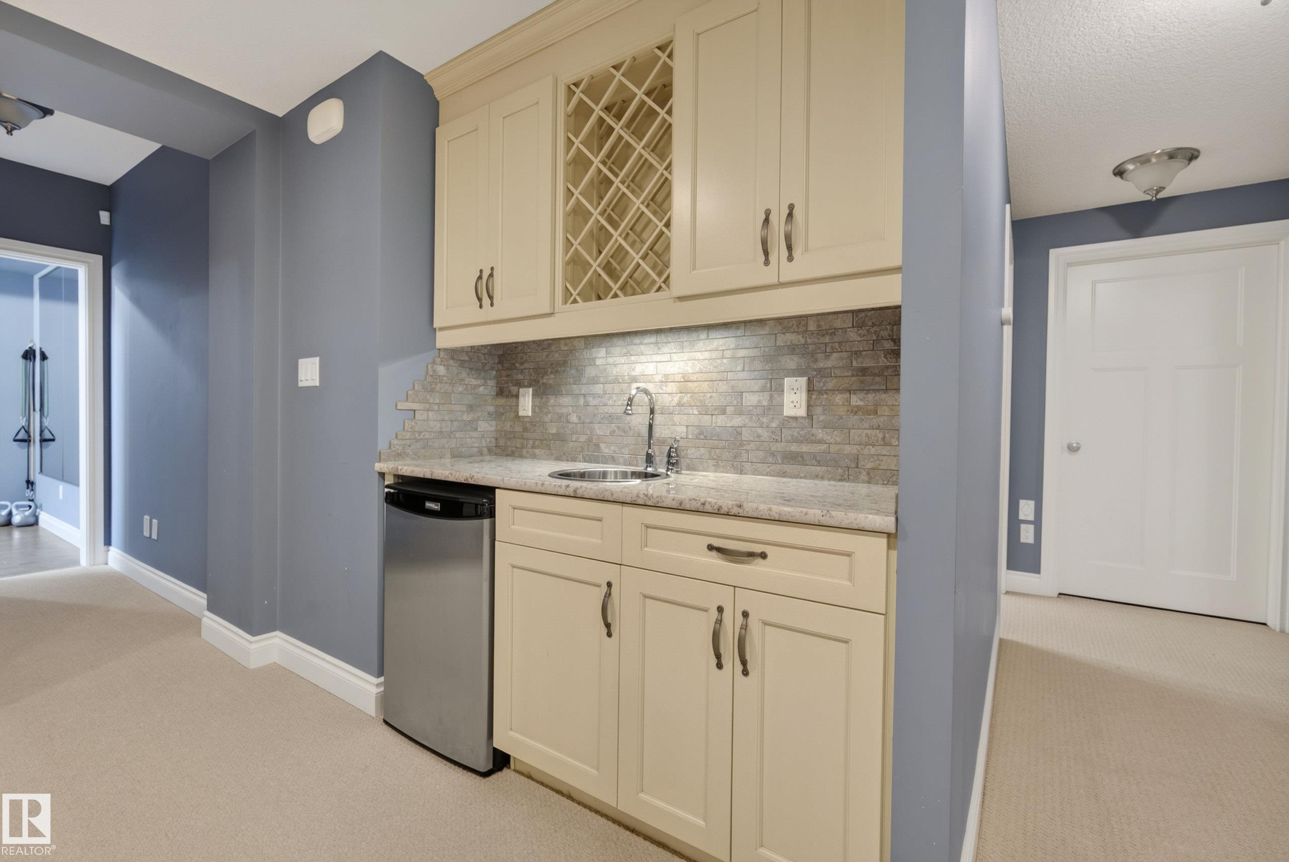 https://zimg.paragon.ice.com/ParagonImages/Property/PM/RAE/225412413/48/0/0/546830c6bb52f4bf939f5d588a6ddcaf/1/1672f03ad8bf623b7f3e371cb9b7ee72/225412413-b56a5273-435e-445b-a279-05f29c208709.JPG