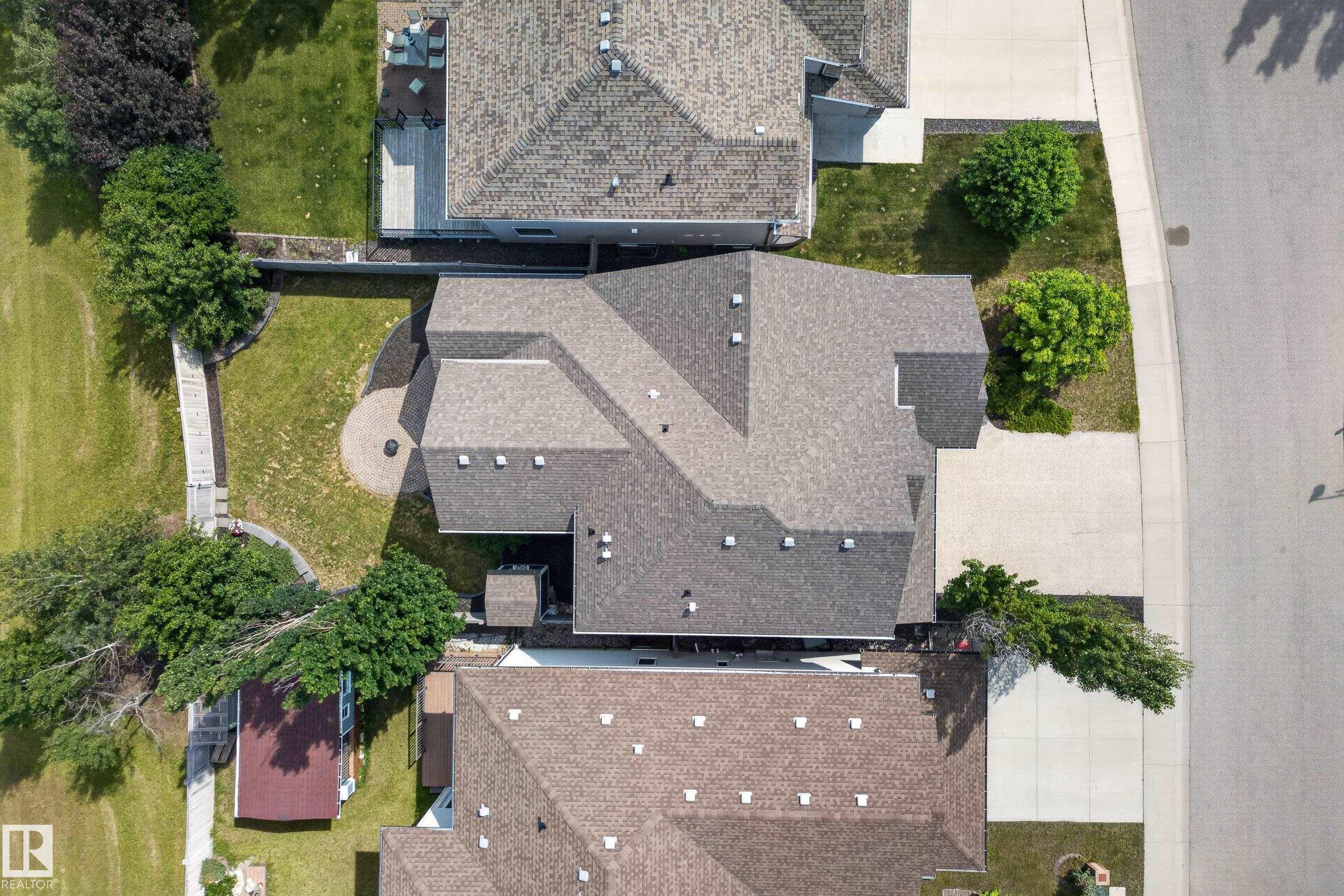https://zimg.paragon.ice.com/ParagonImages/Property/PM/RAE/225412413/57/0/0/7ac1821aee2483040ce7a3e5334fe514/1/1672f03ad8bf623b7f3e371cb9b7ee72/225412413-530fc154-71e9-4cf6-8058-ee971231e9e7.JPG