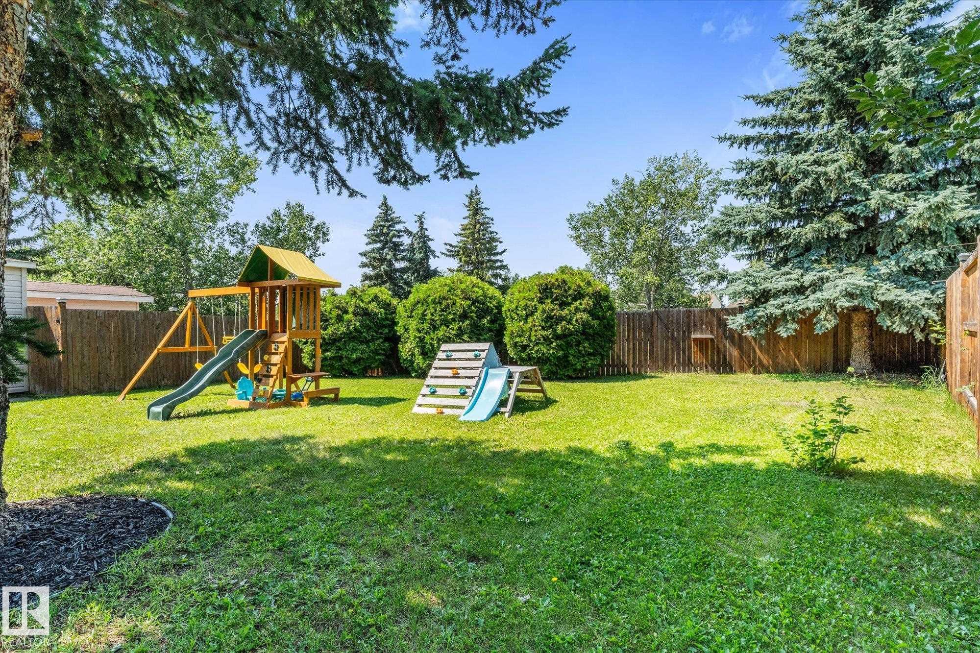 Photo 33 at 4718 35 Avenue NW, Minchau, Edmonton