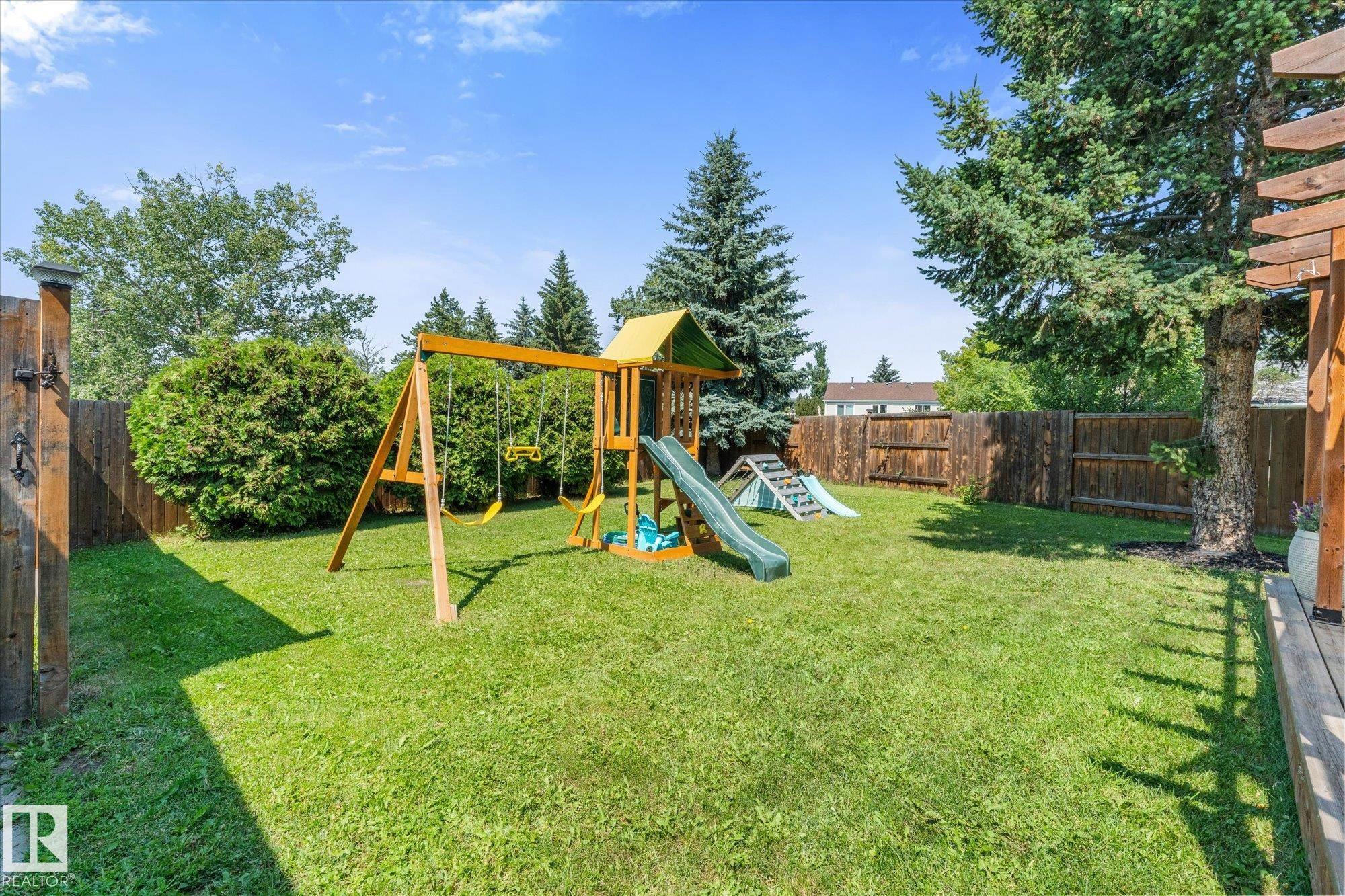 Photo 35 at 4718 35 Avenue NW, Minchau, Edmonton