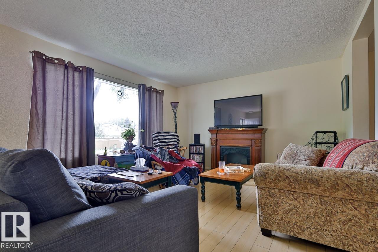 Photo 21 at 8704 8708 117 Avenue NW, Parkdale, Edmonton