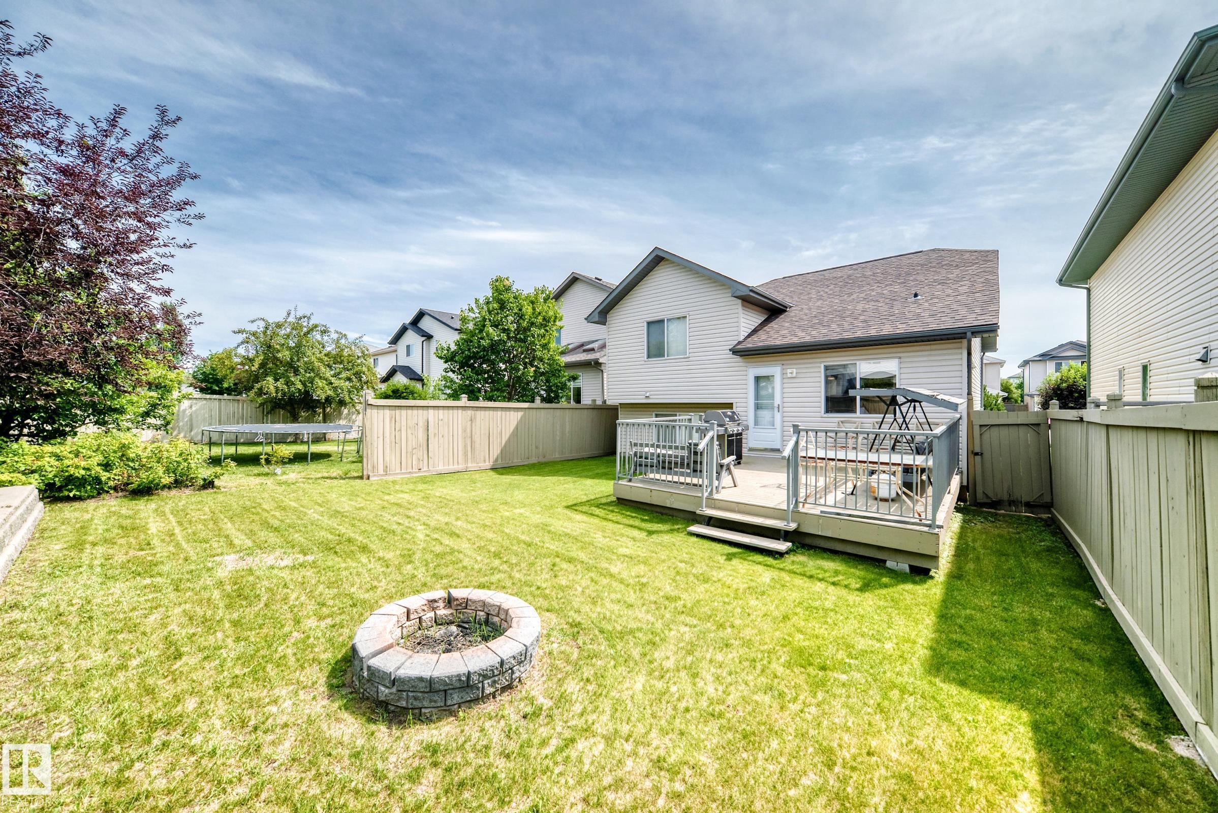 Picture for 3226 30 AV NW