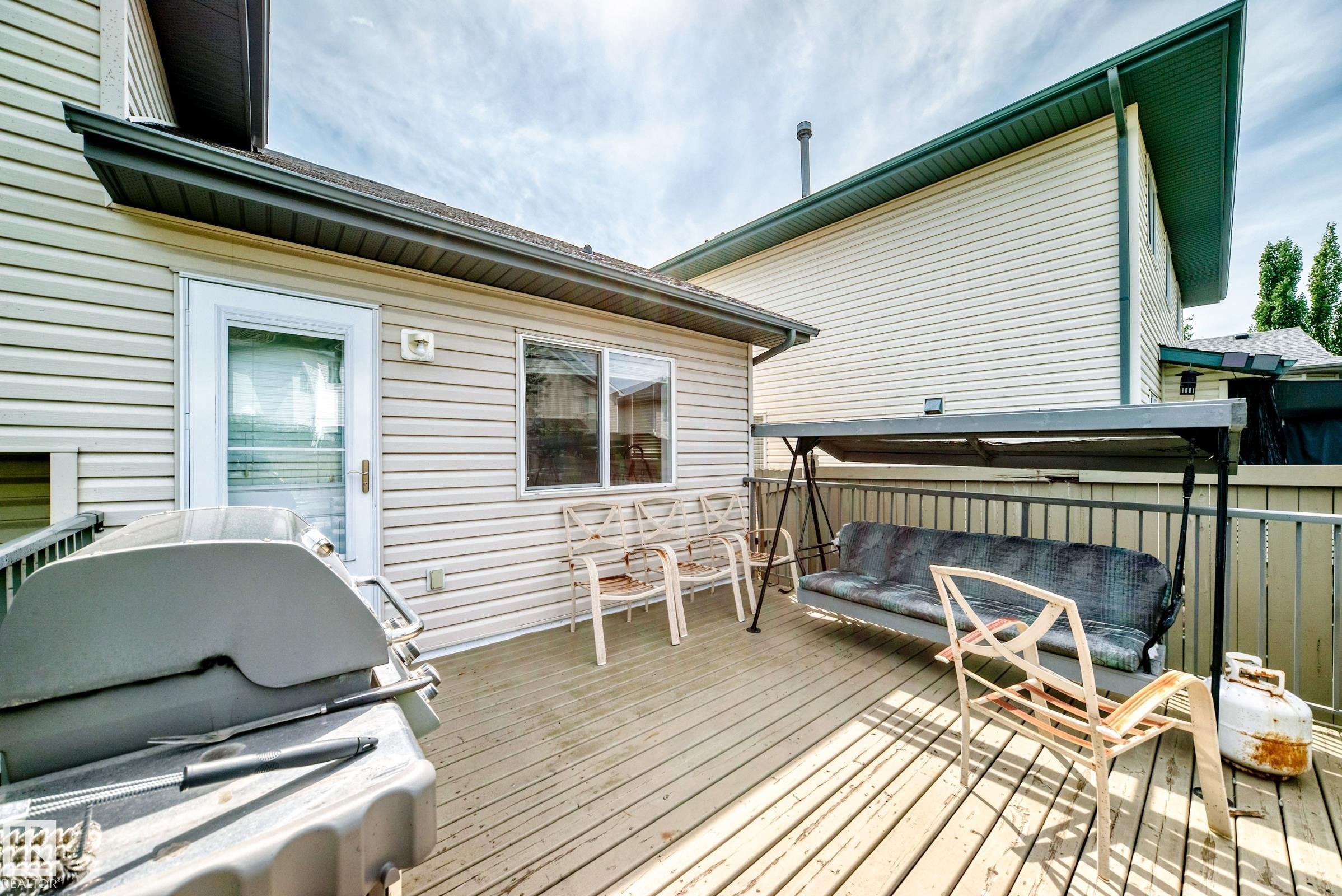 Picture for 3226 30 AV NW