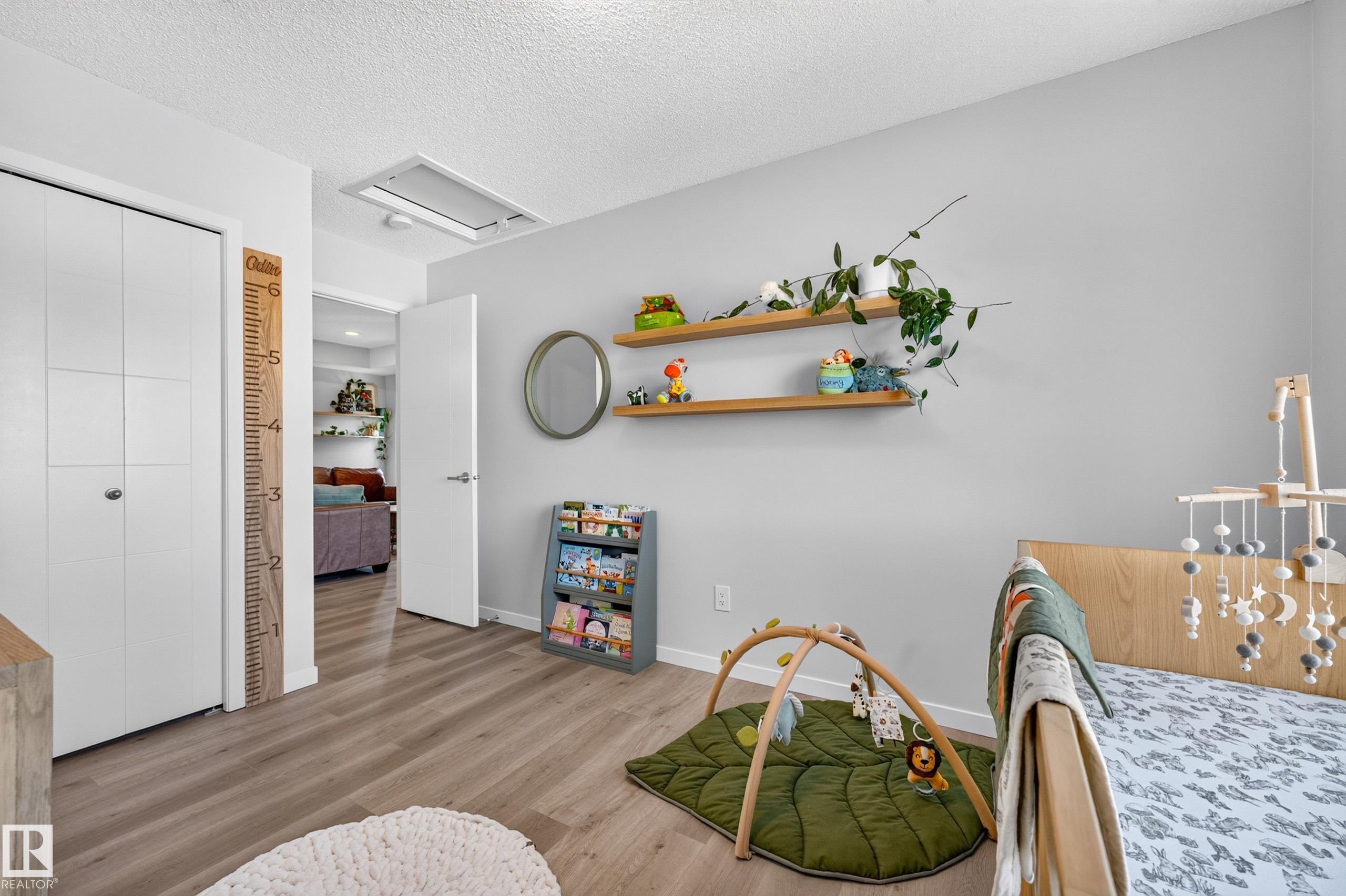 https://zimg.paragon.ice.com/ParagonImages/Property/PM/RAE/225412467/36/0/0/929ef474efe9e53c6ea8654fcbbdef7e/1/98aaeaf61cd3eb0a4cfd8b8259cd8bd2/225412467-66E73427-9B96-49ED-80E1-759738D7969E.JPG